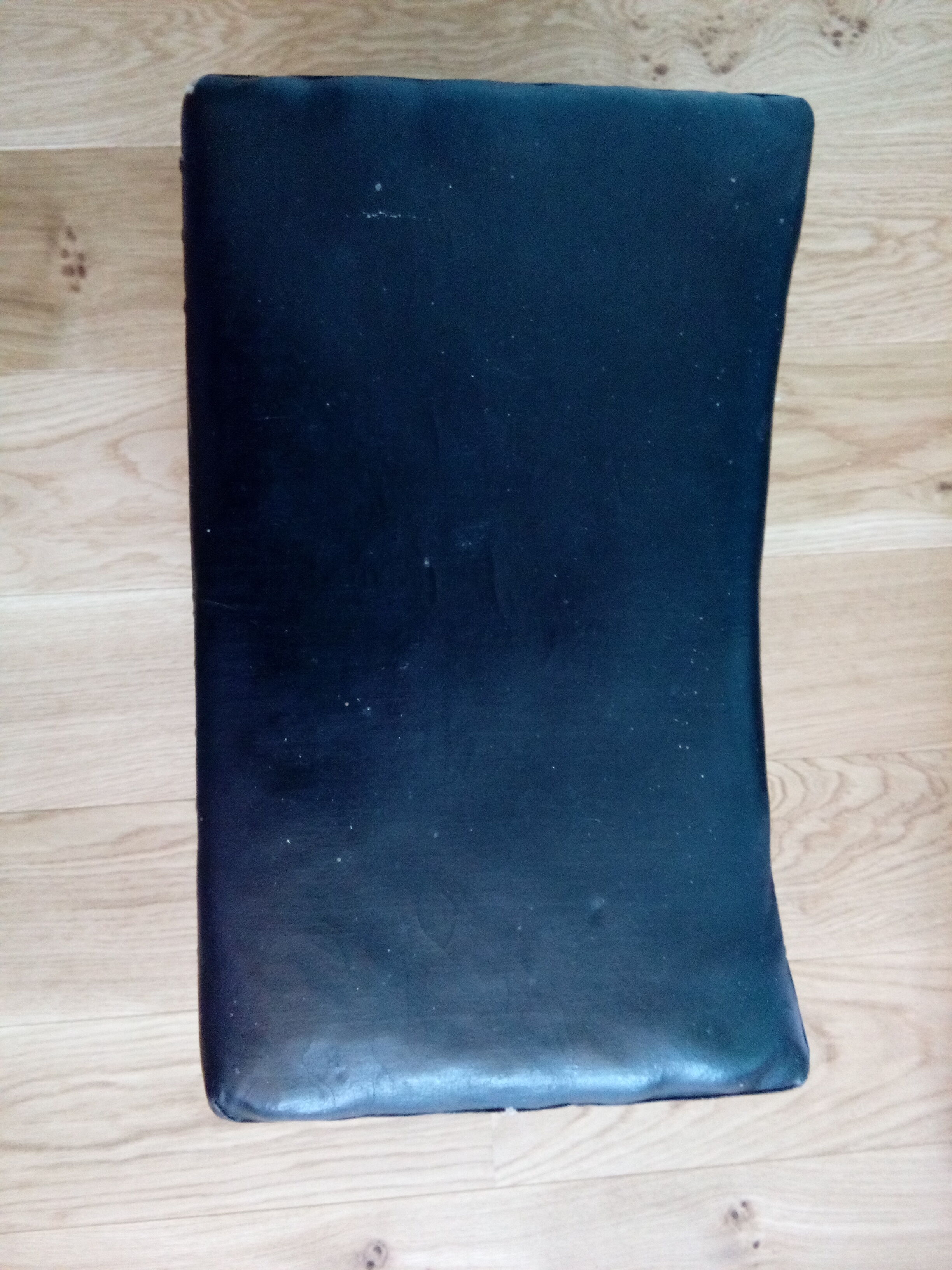 Tabouret de pêche en osier, coffre siège de pêcheur