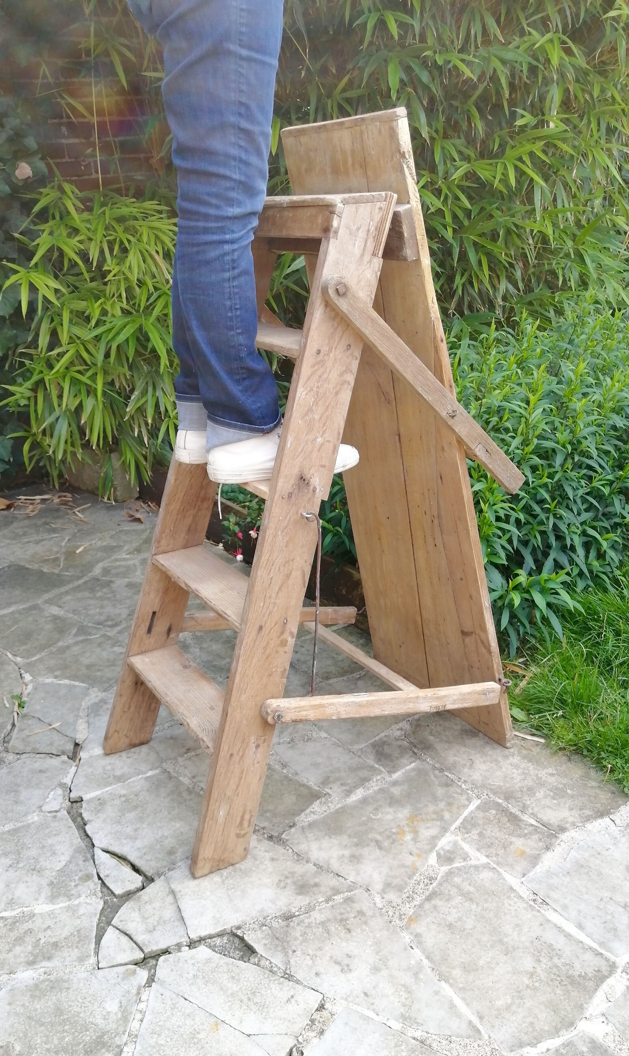 Stepladder table unique piece