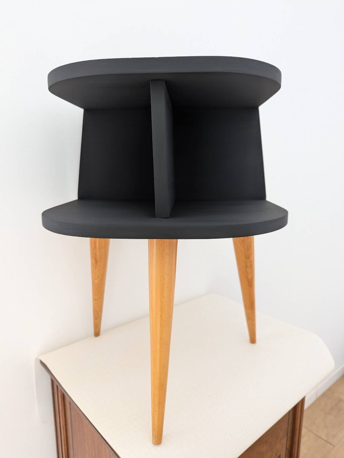 Chevet tripode années 50