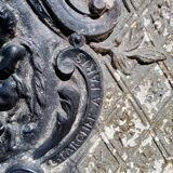 Cast-iron fireplace angelots decorations