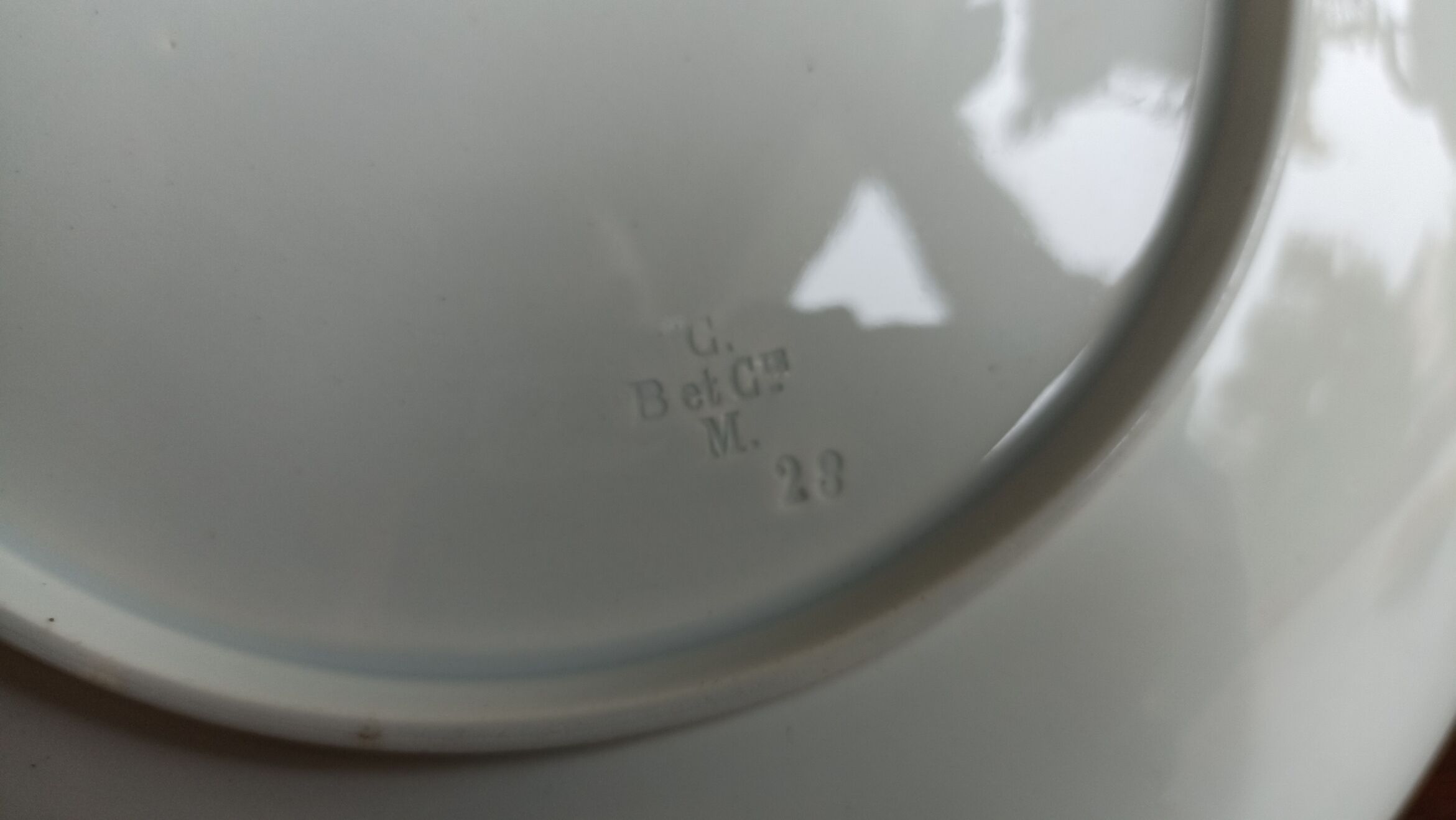 Art Deco decorative dish Creil and Montereau Choisy-le-Roi Château d'Amboise