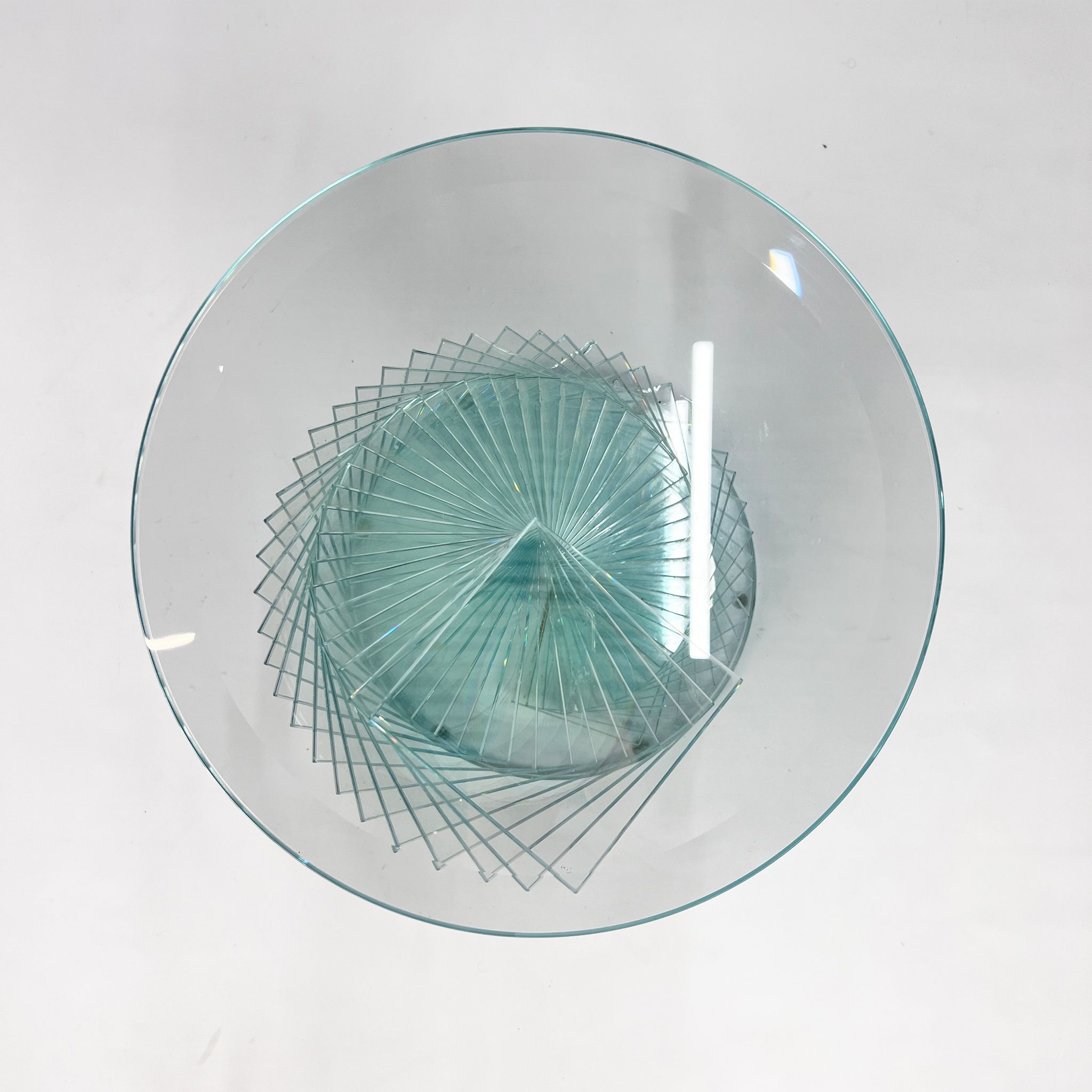 Table d’appoint en verre spiralé Ravello, années 1980