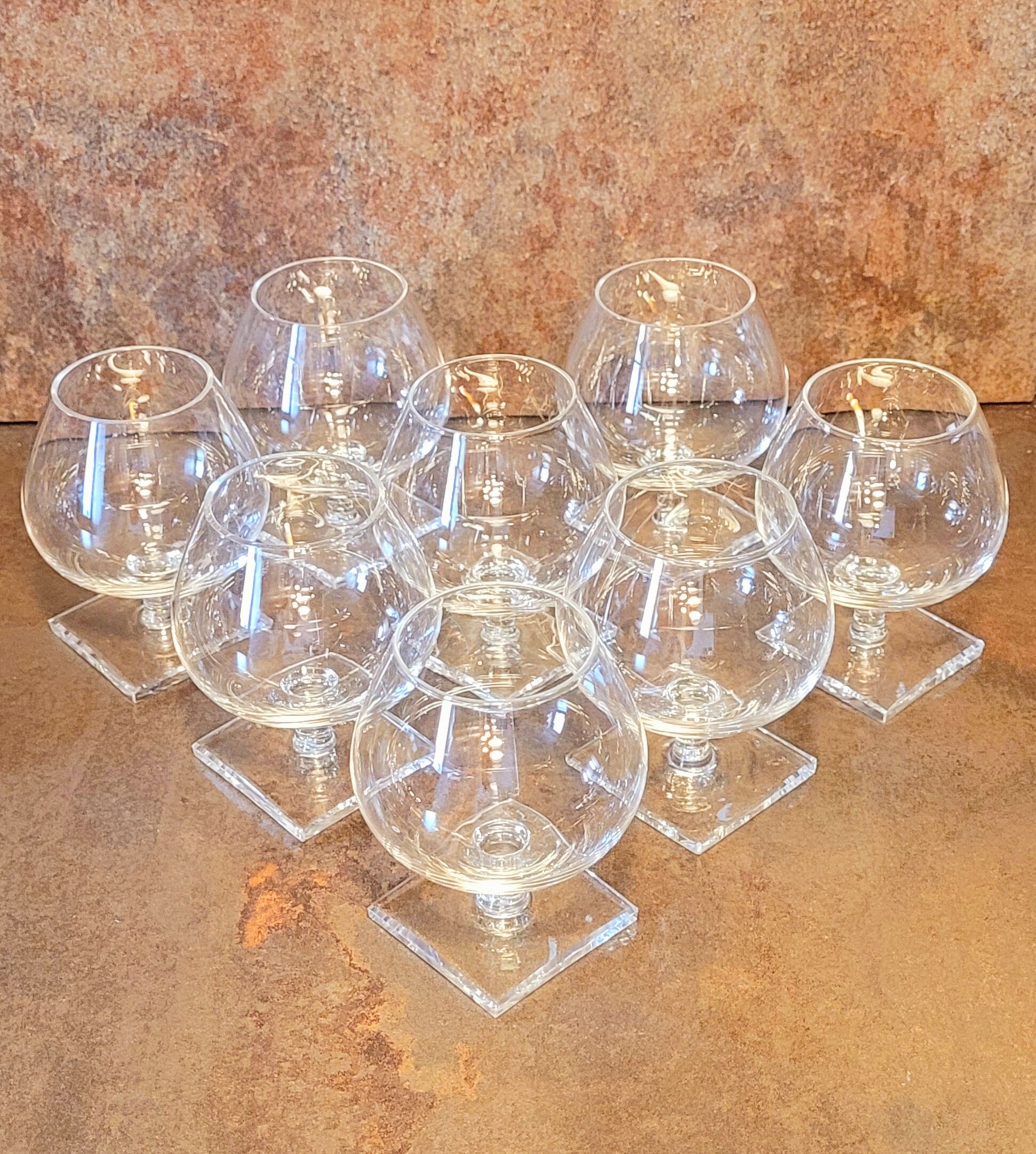 Eight vintage vintage crystal glasses