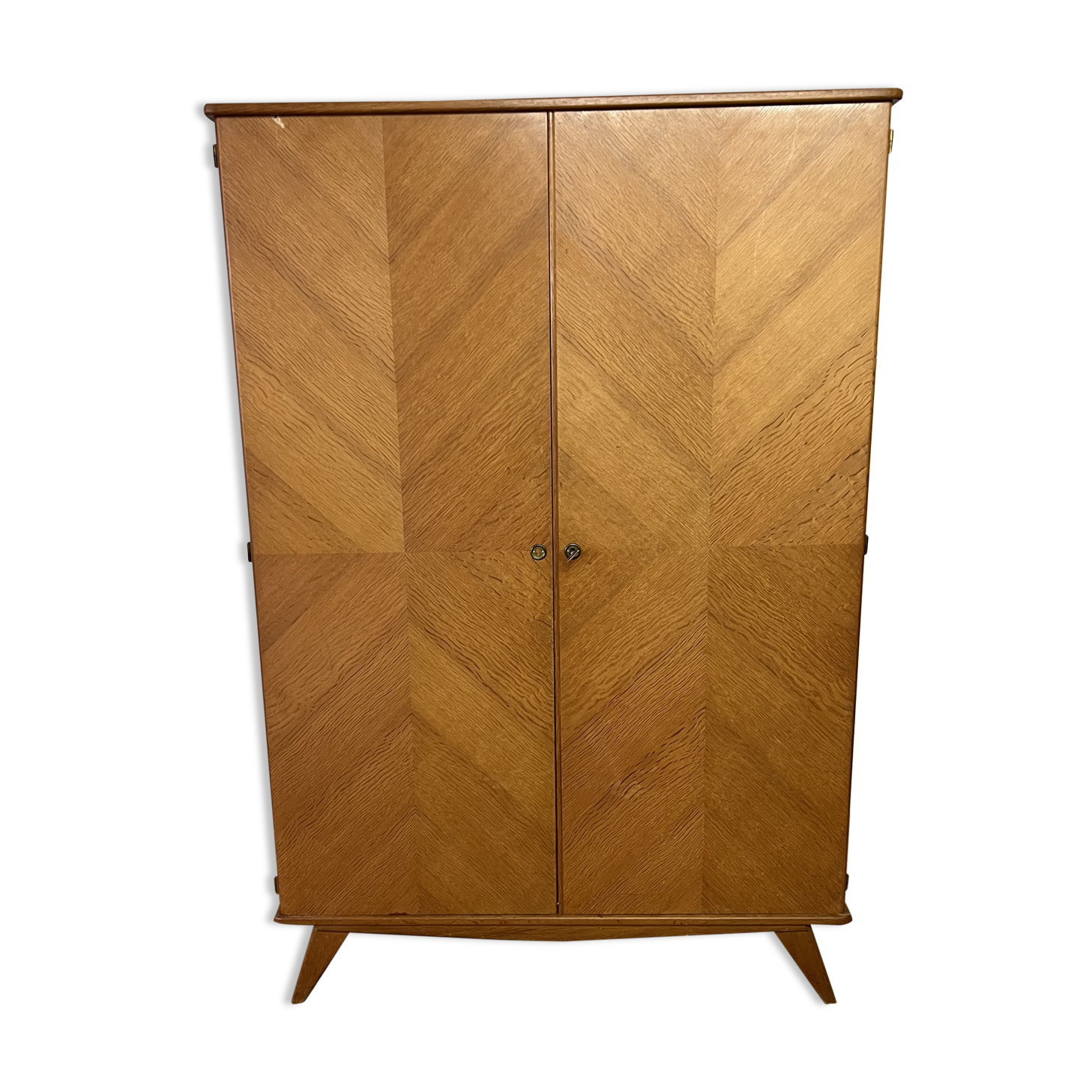 Armoire style scandinave