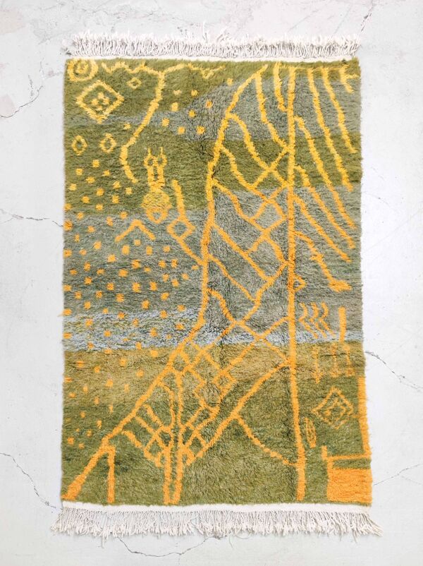 Tapis berbère marocain Beni Ouarain gris vert à motifs jaunes 2,55x1,52m