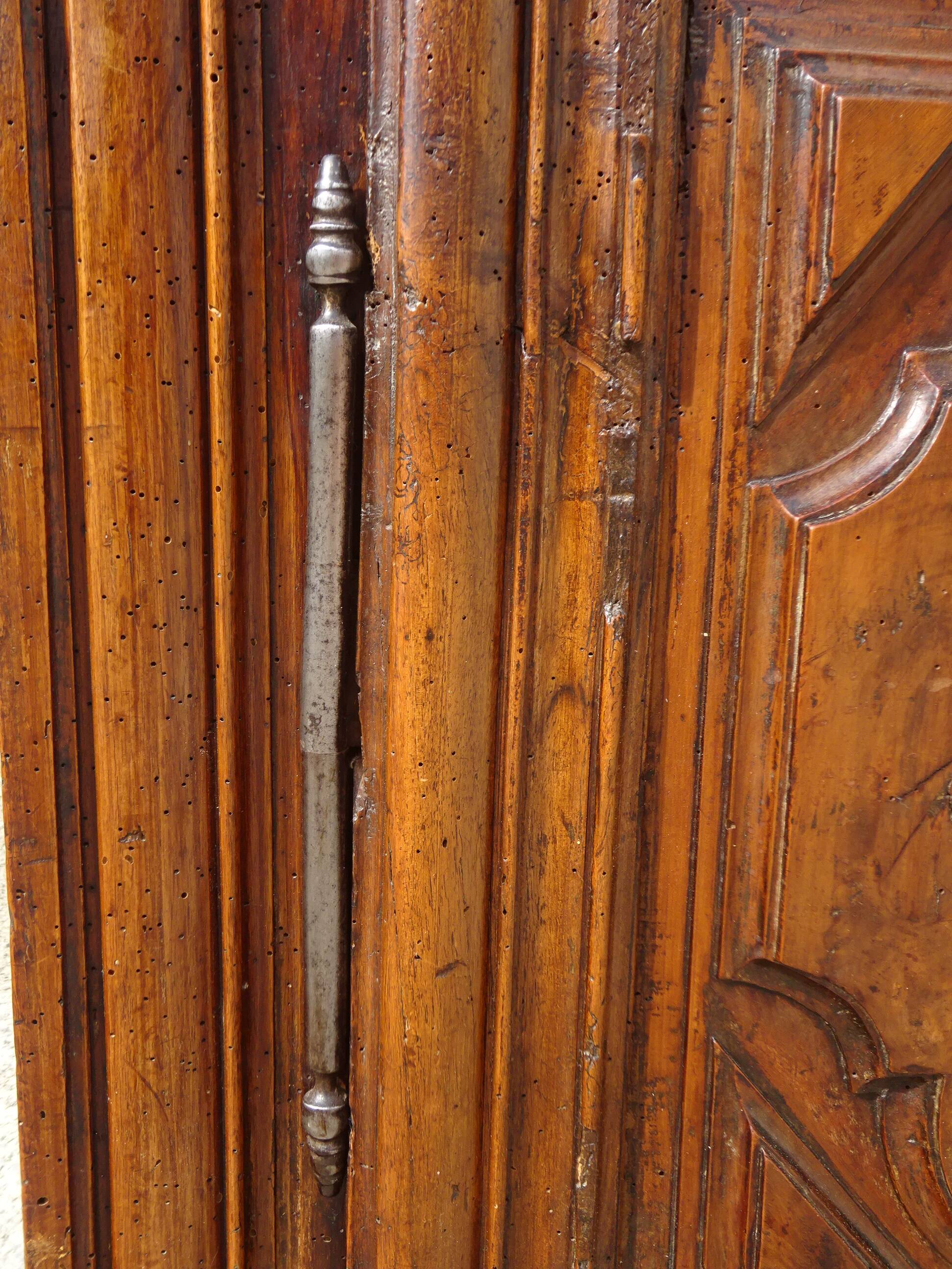 Louis XIII wardrobe in solid walnut