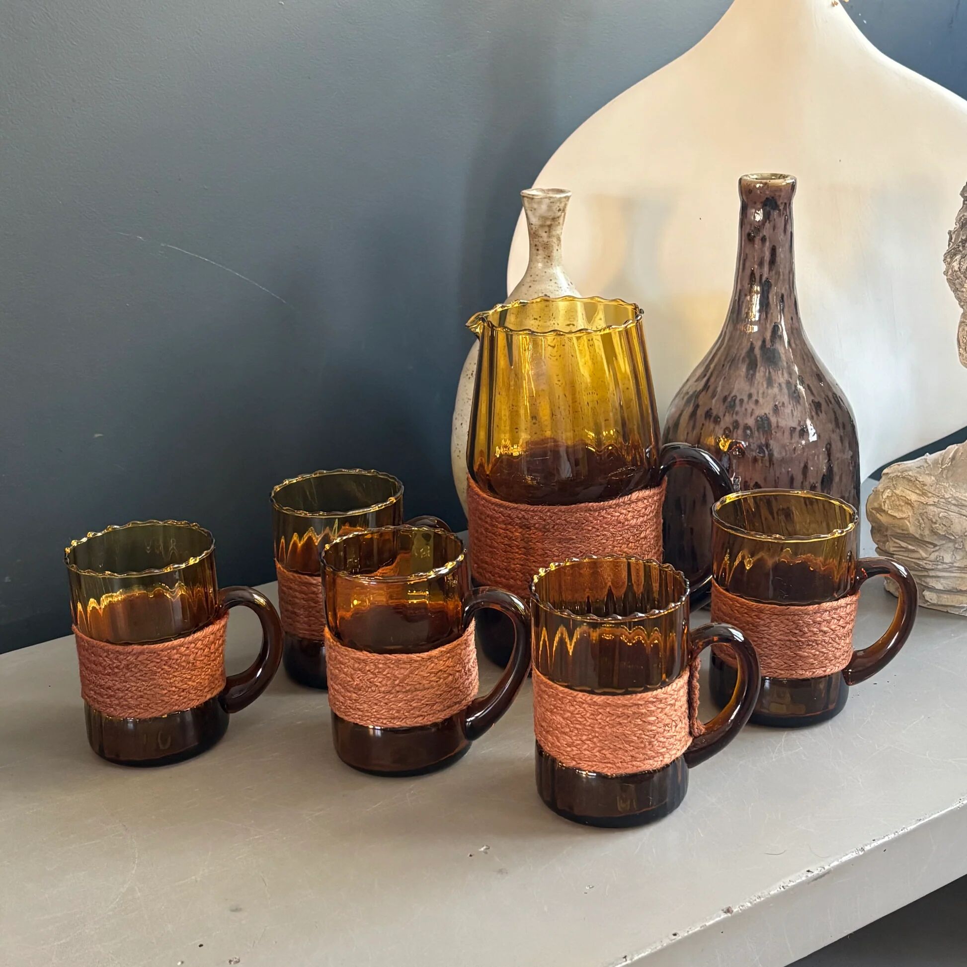 Amber textured glass water service, 1 jug + 5 glasses - Ref 1399