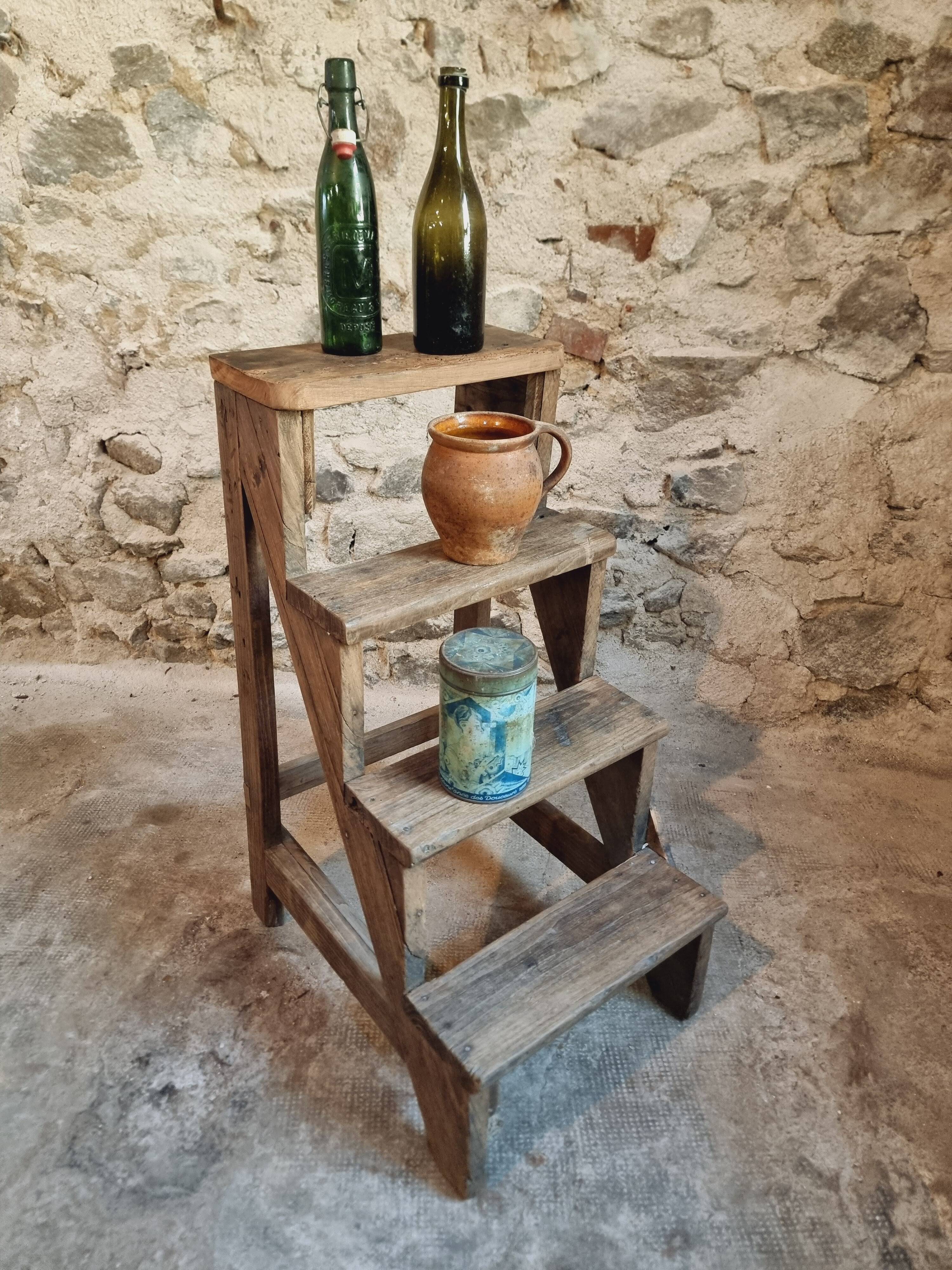 Antique chestnut wood workshop stepladder – France, early 1900s