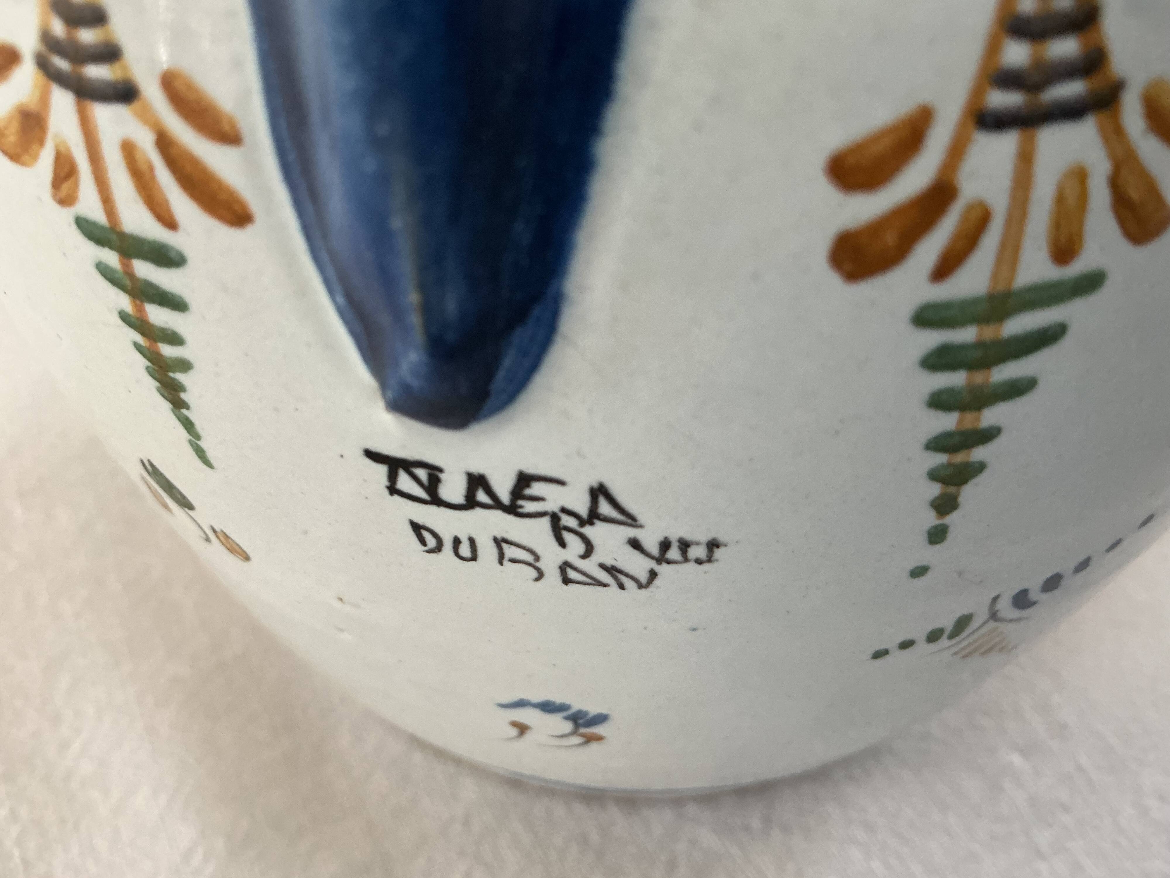 Pichet Talavera Duran signé