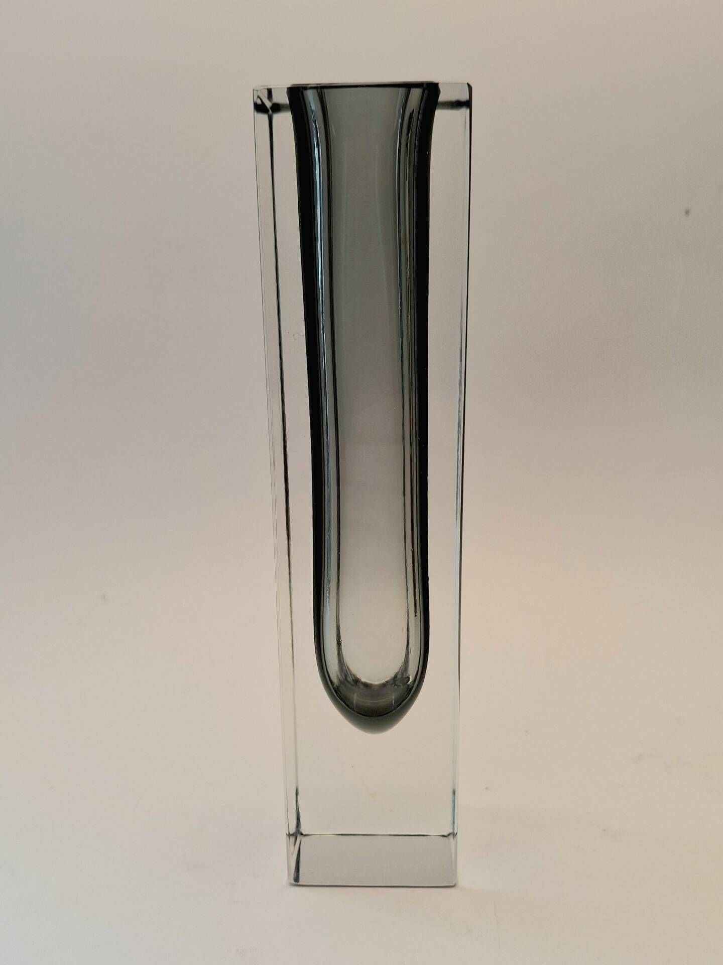 Exquisite Vintage Flavio Poli Sommerso Murano Glass