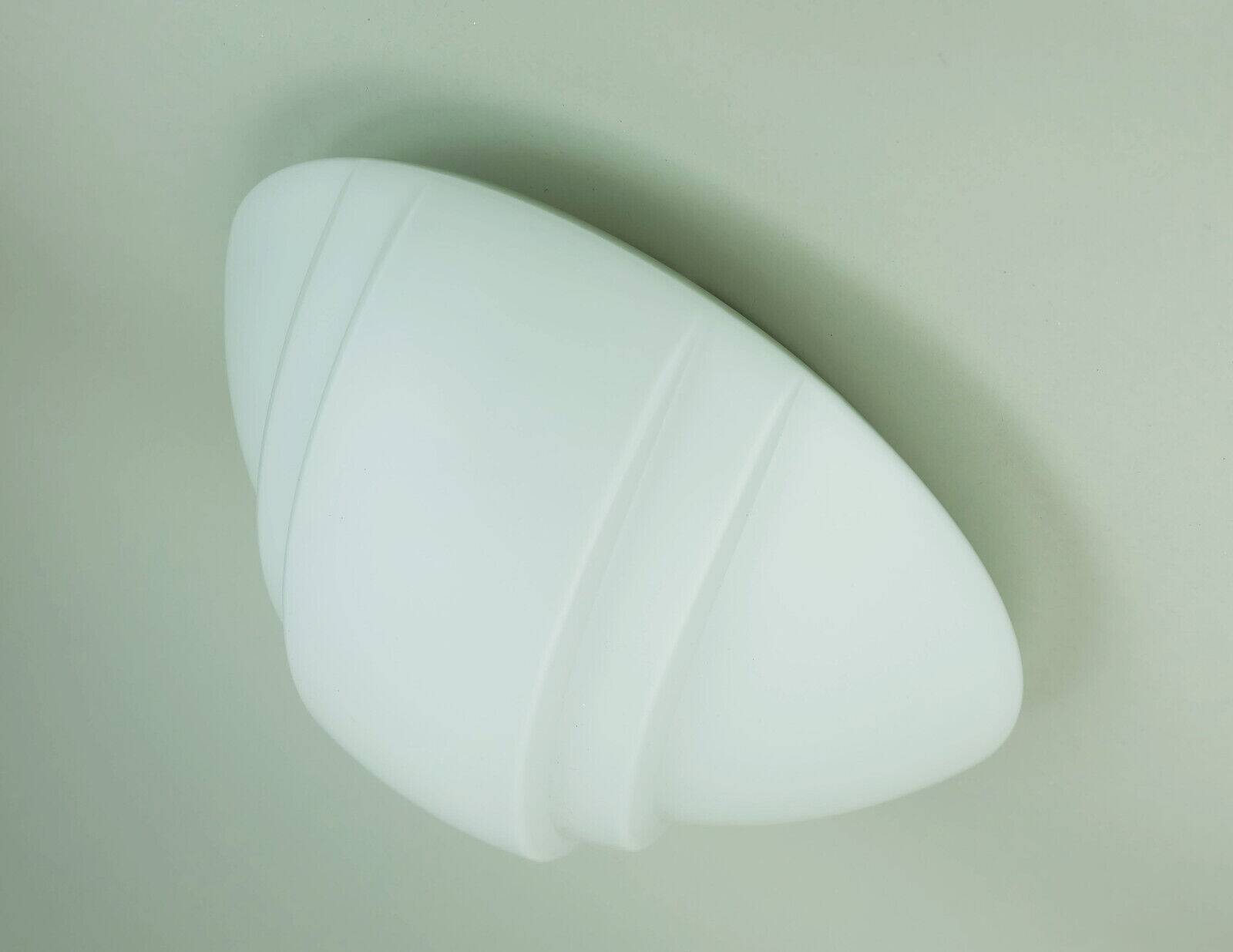 Putzler flush mount plafonnier verre blanc verre satiné années 1970 1980