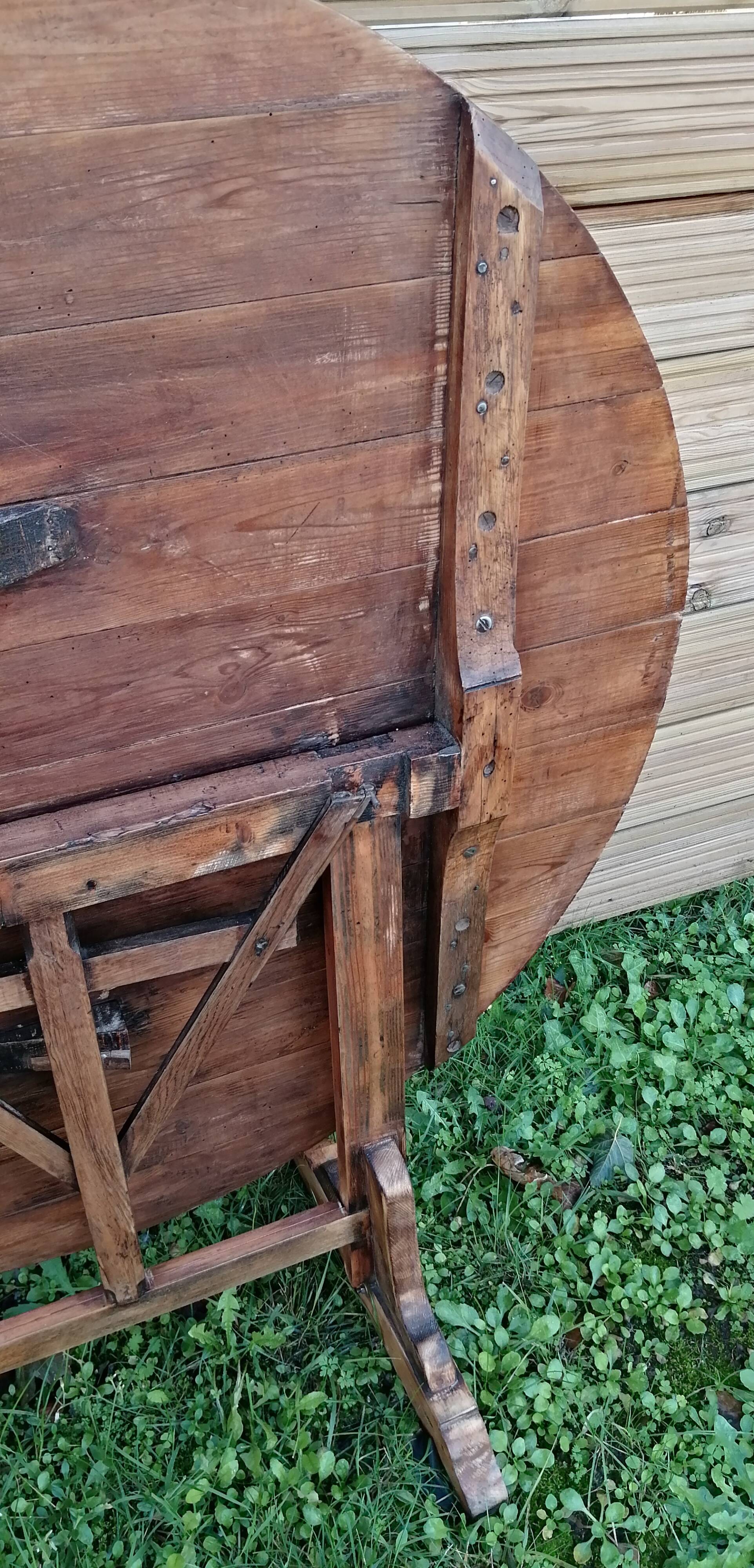 Table  vigneronne de vendanges,vendangeurs  du Bordelais