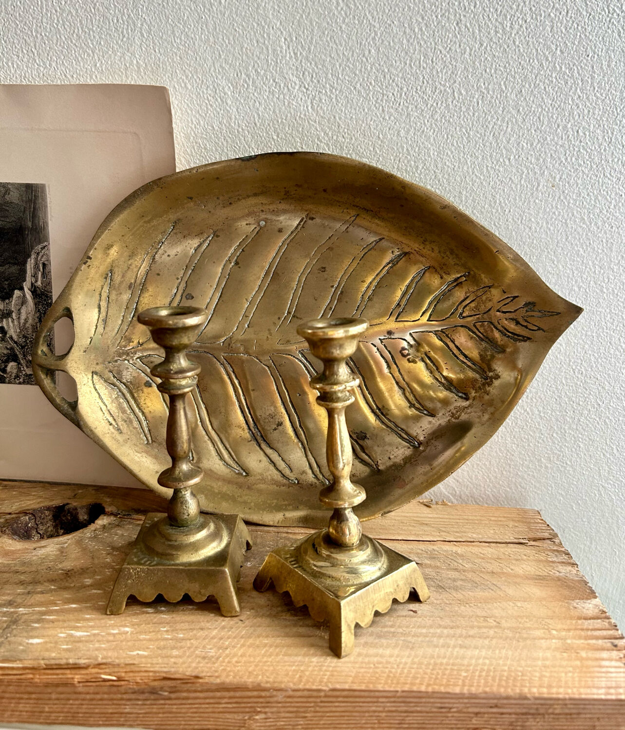 Old brass pocket vacuum, leaf.