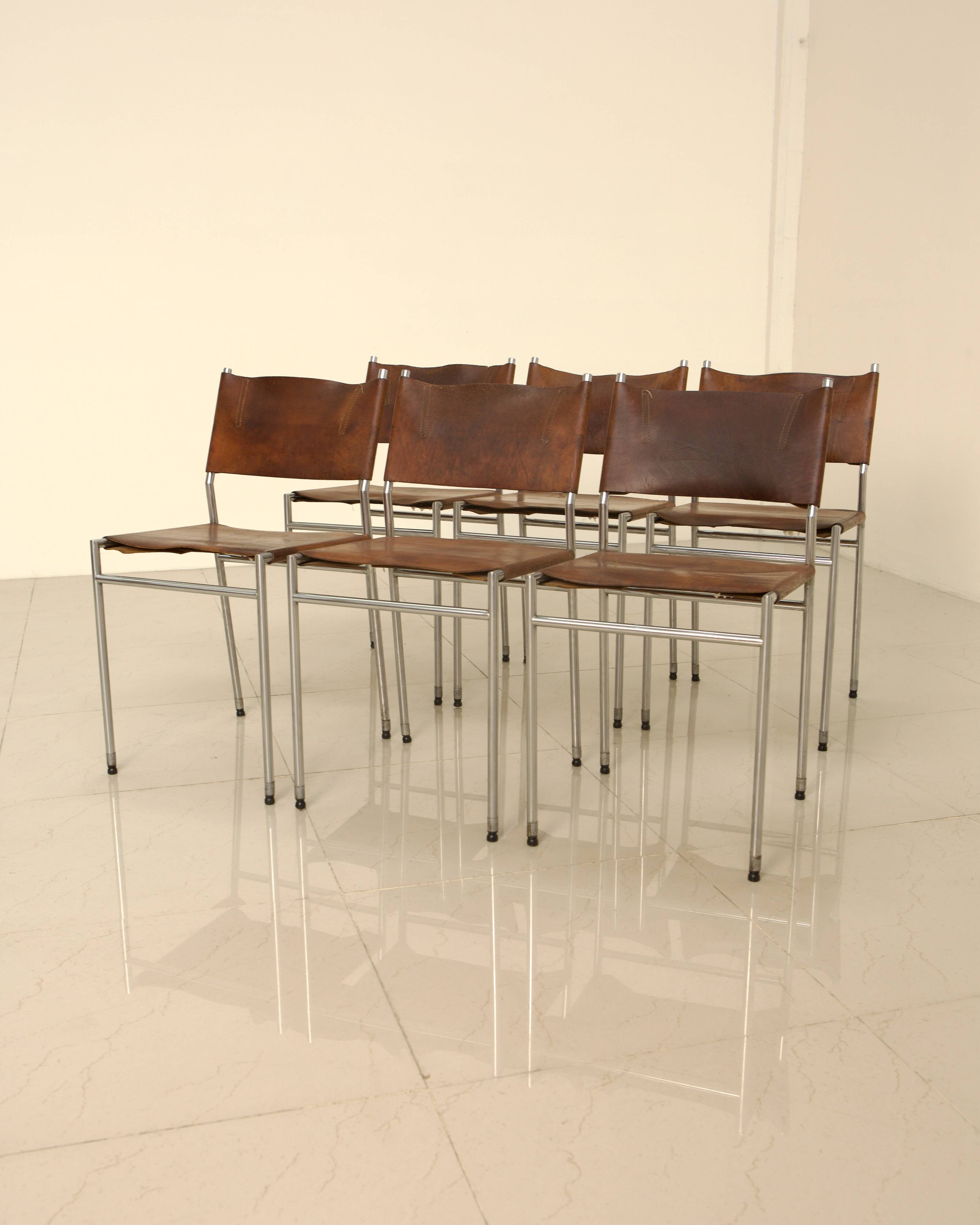 Set of 6 "SE06" chairs in patinated brown leather by Martin Visser for Spec