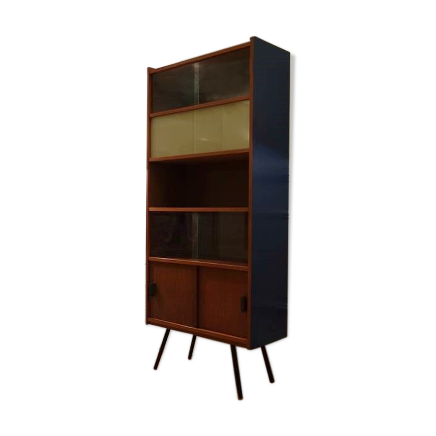 Cosmos and ecru blue showcase