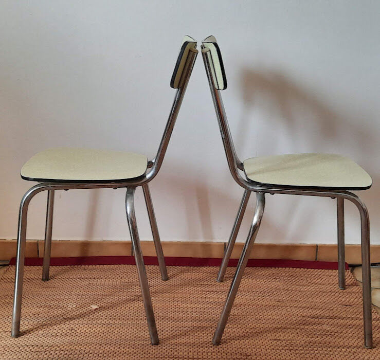 Set of formica chairs