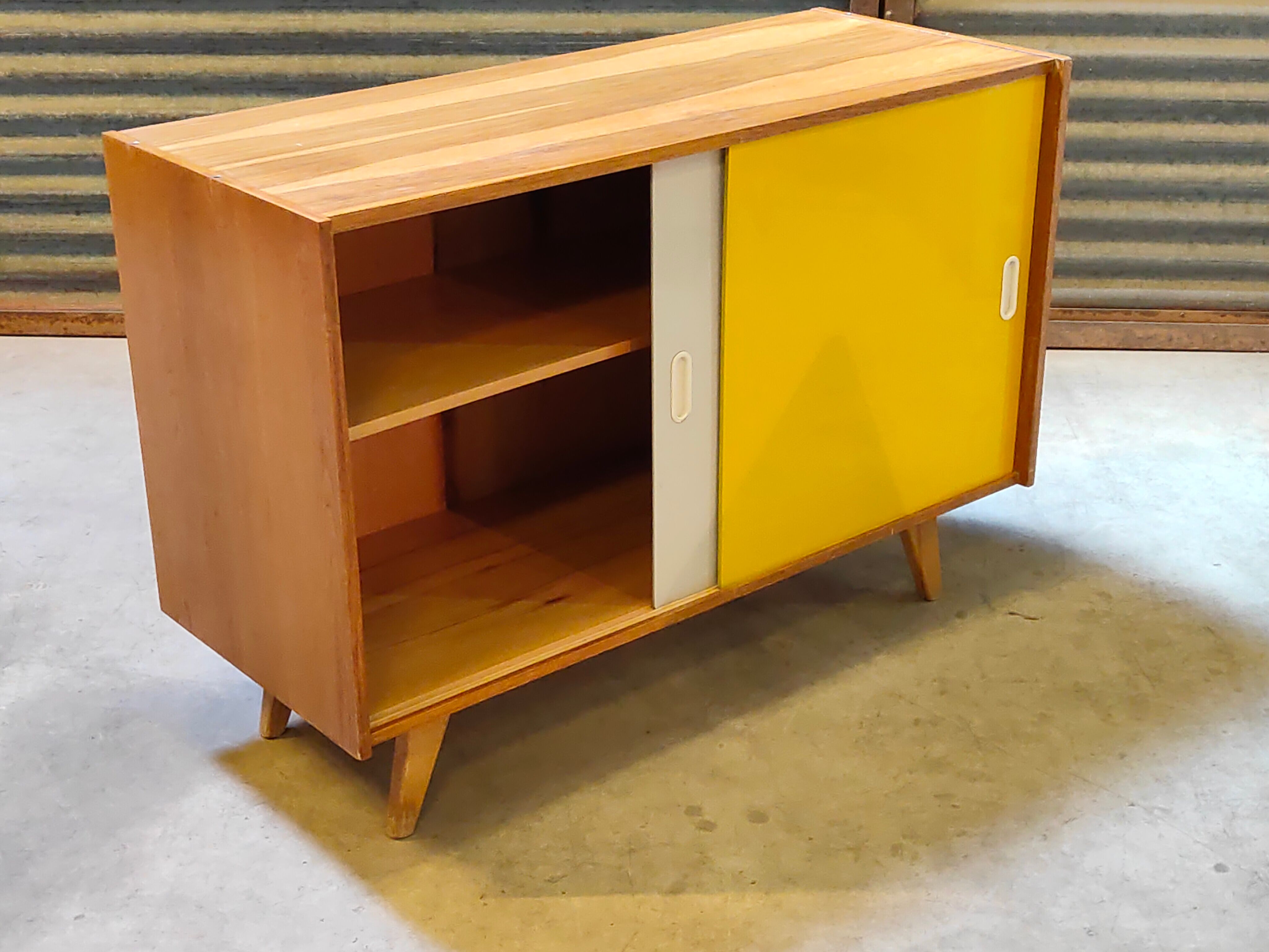 Yellow U 452 sideboard by Jiri Jiroutek for Interier Praha 1960