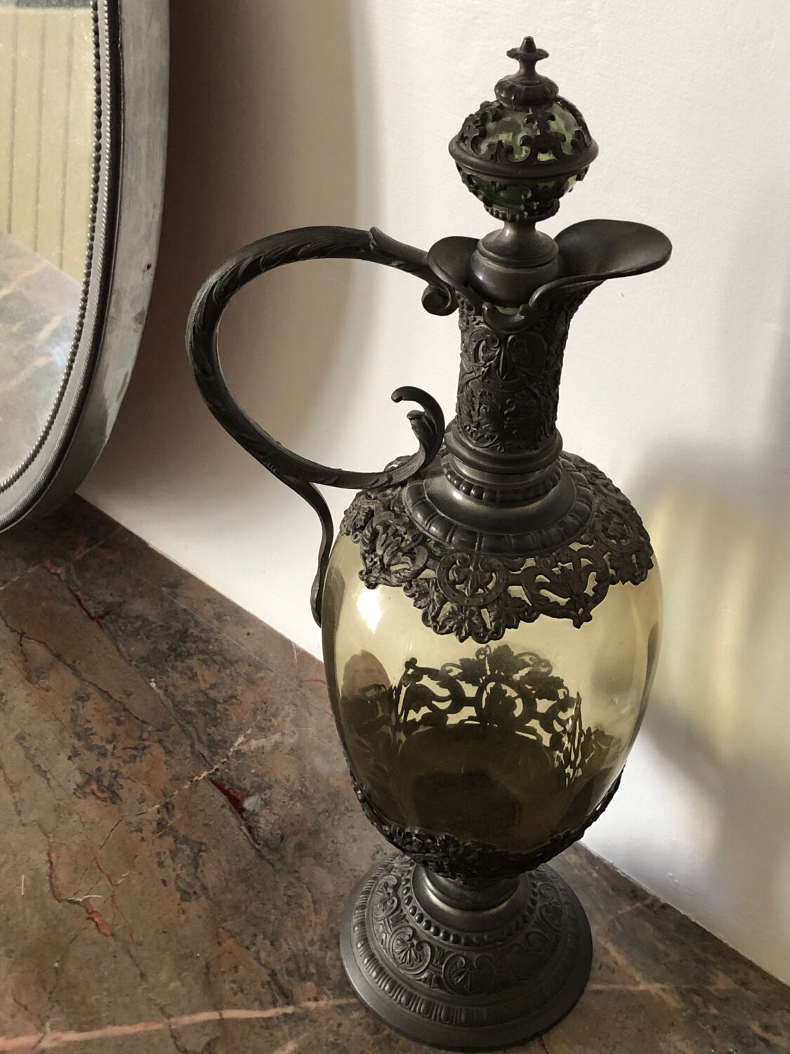 Aiguière étain et verre soufflé XIX style renaissance