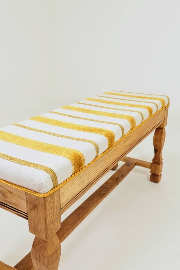 Banc en chêne rustique vintage après rénovation