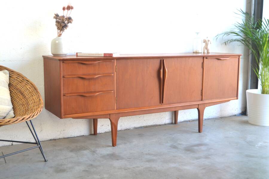 Sideboard by Jentique – “wave” handles * 183 cm