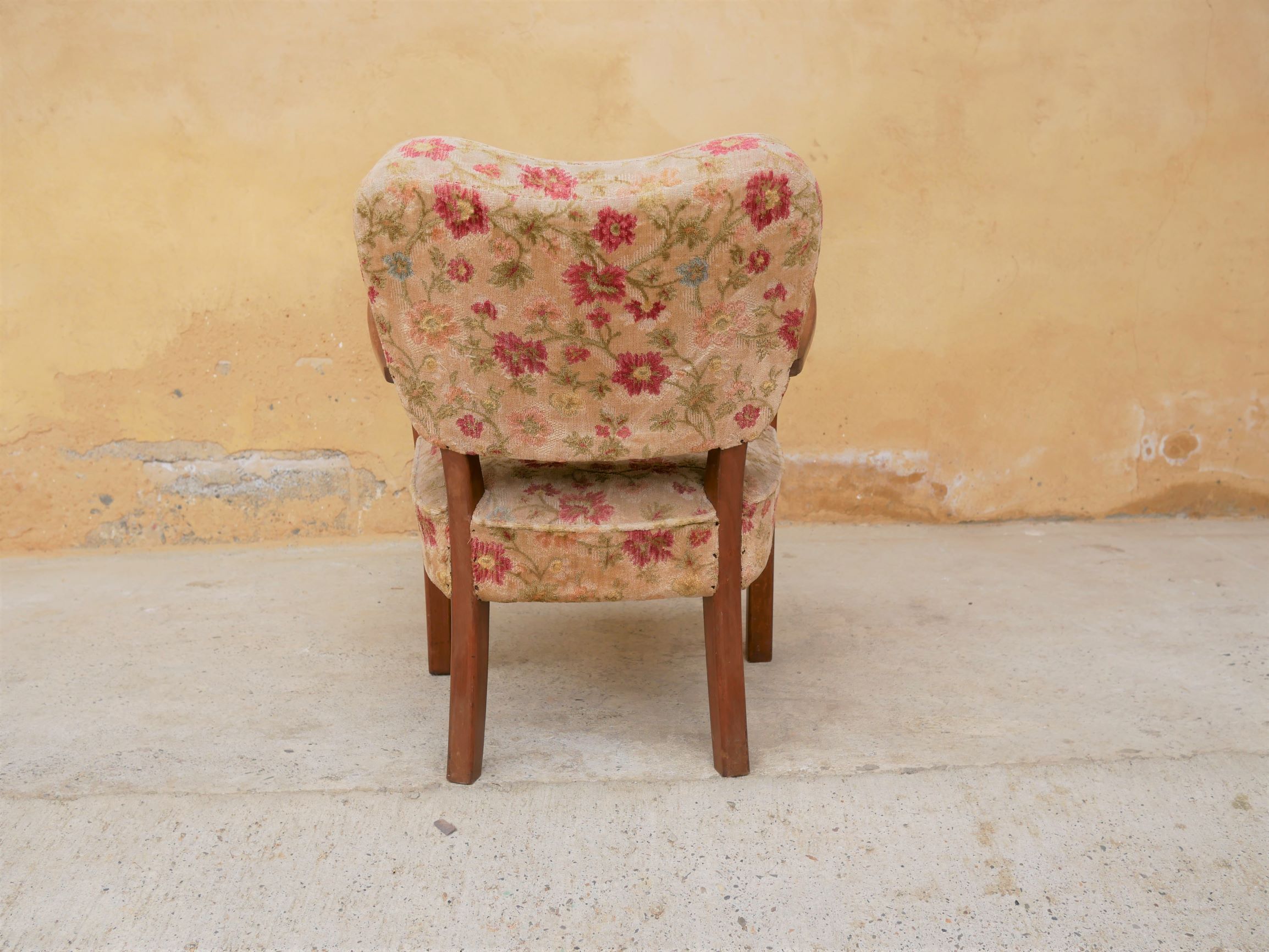 Vintage cocktail chair