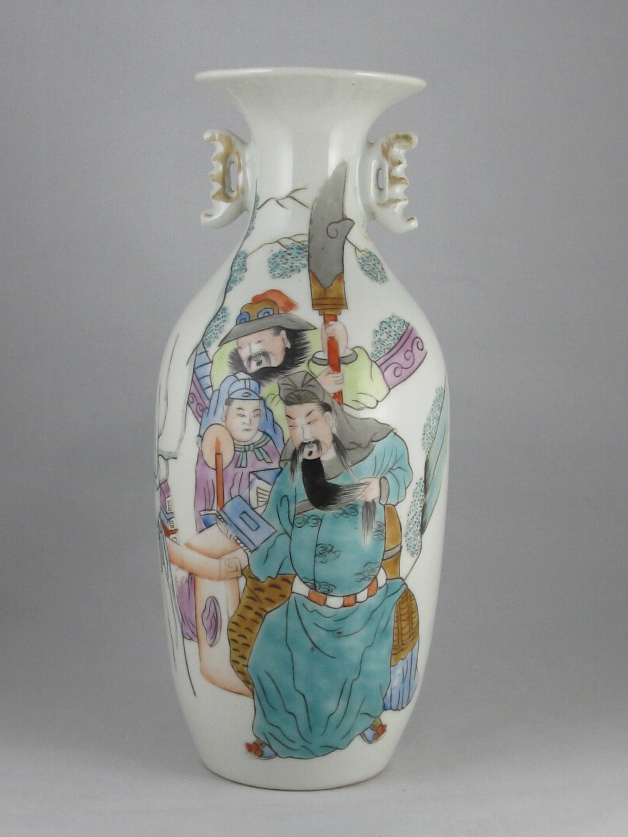 Chinese porcelain vase