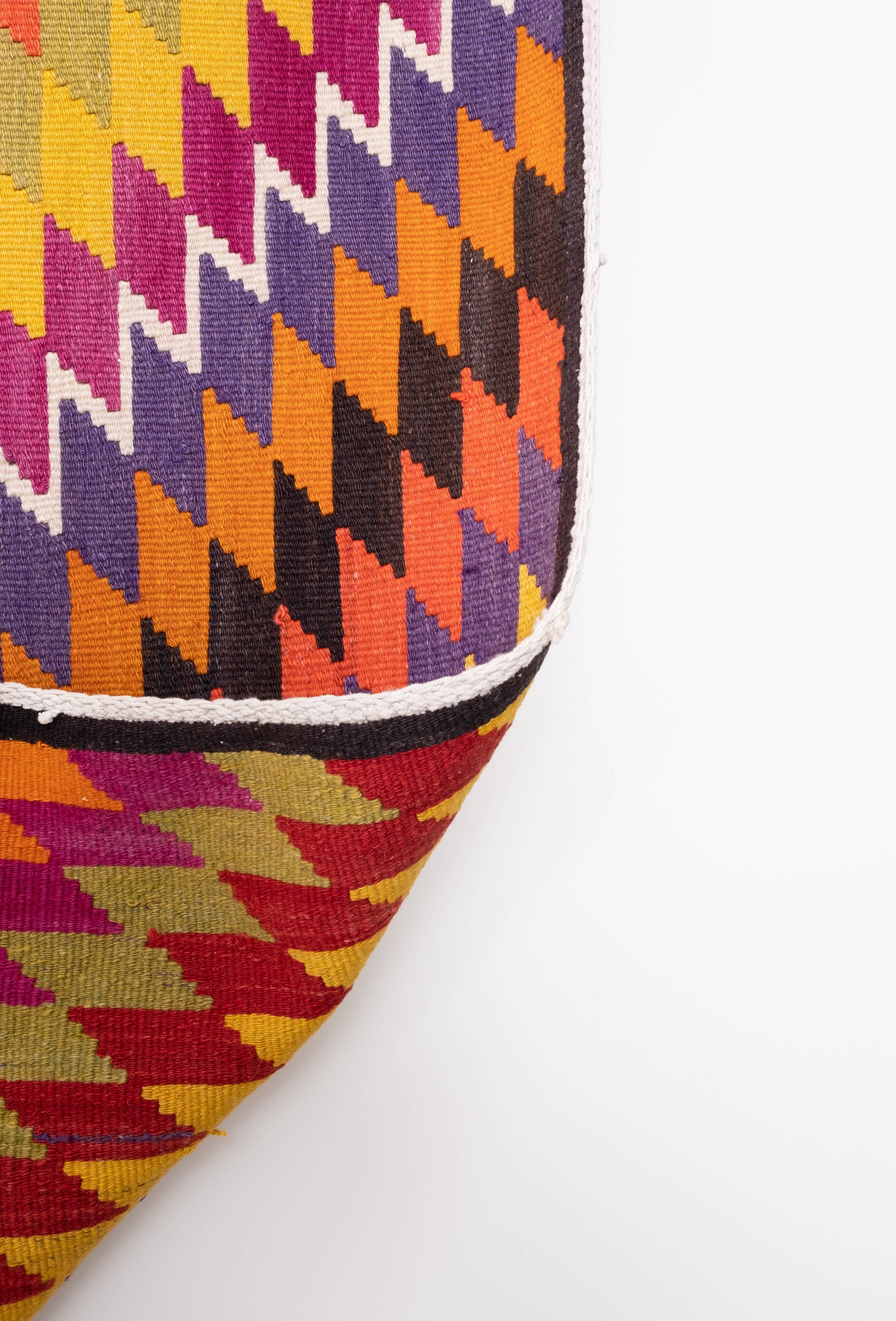 Vintage Oriental Diamond Pattern Large Floor Turkish Kilim Rug 6' X 11'2"