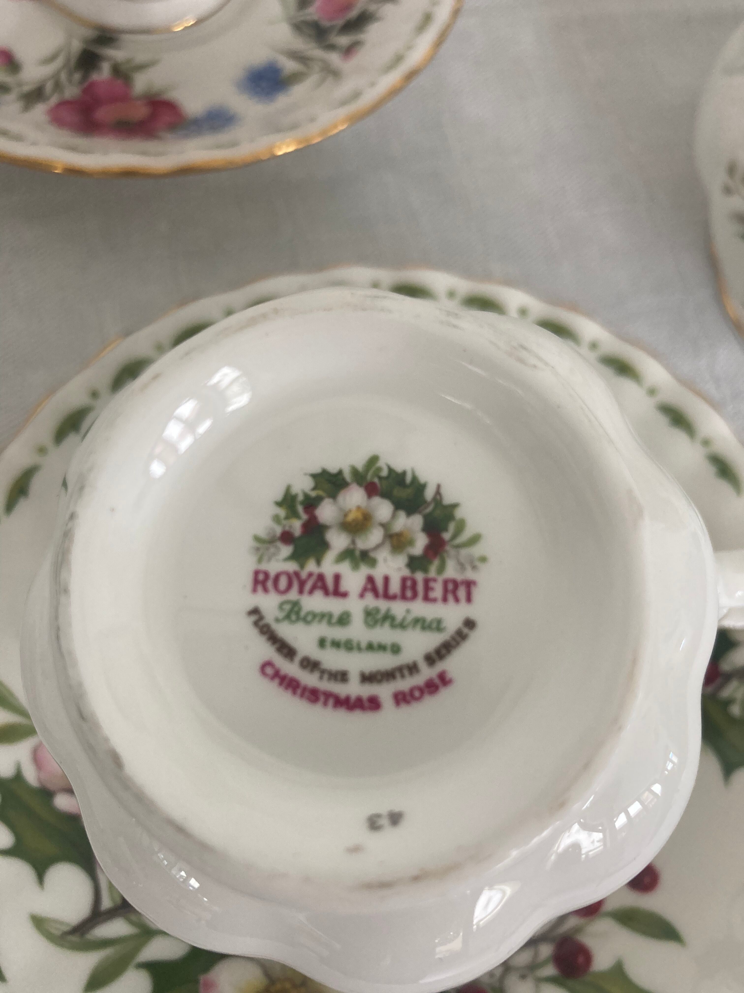 Tea set “the months” Royal Albert 27 pieces