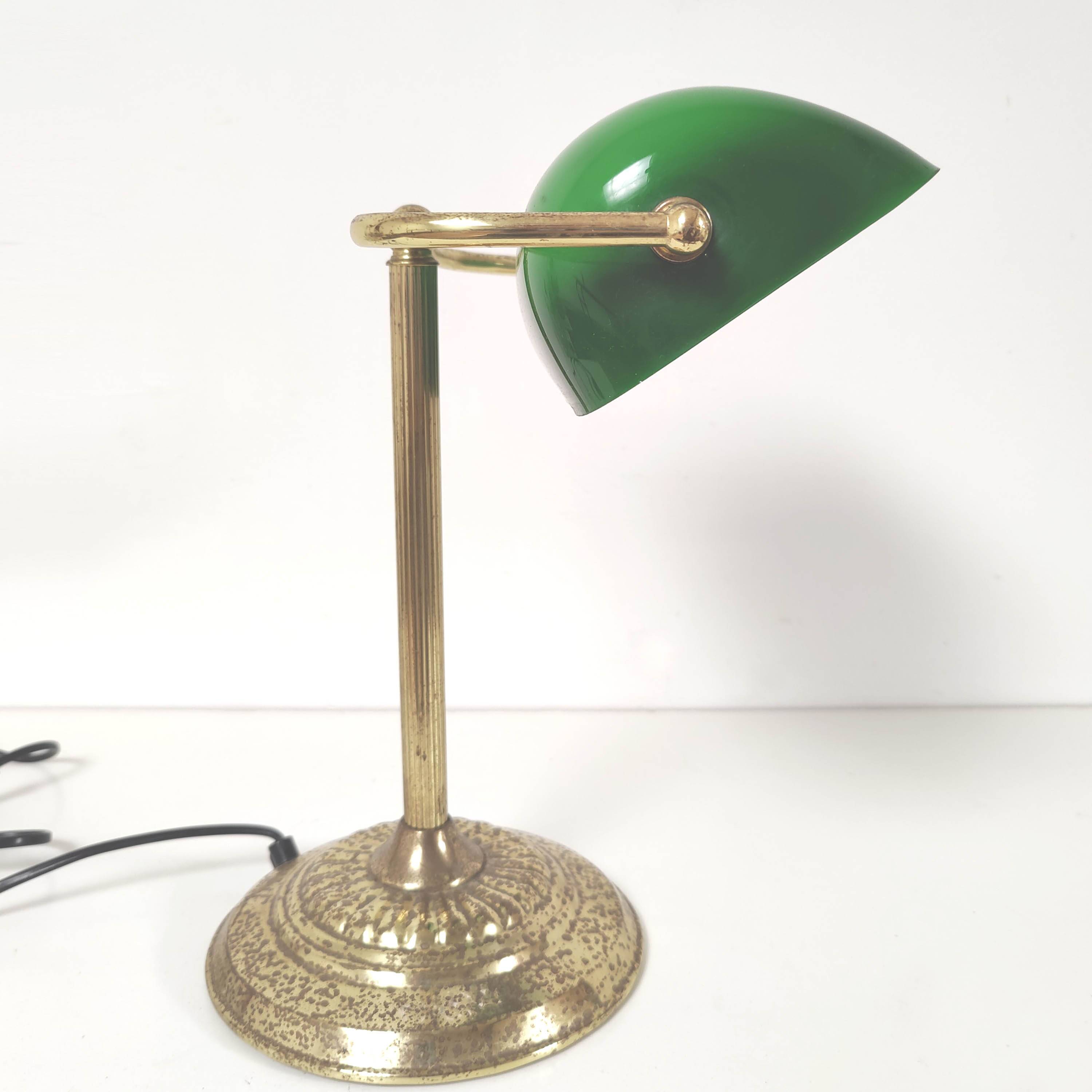 Banker lamp notary golden opaline green