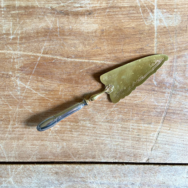 Stuffed silver gold pie shovel