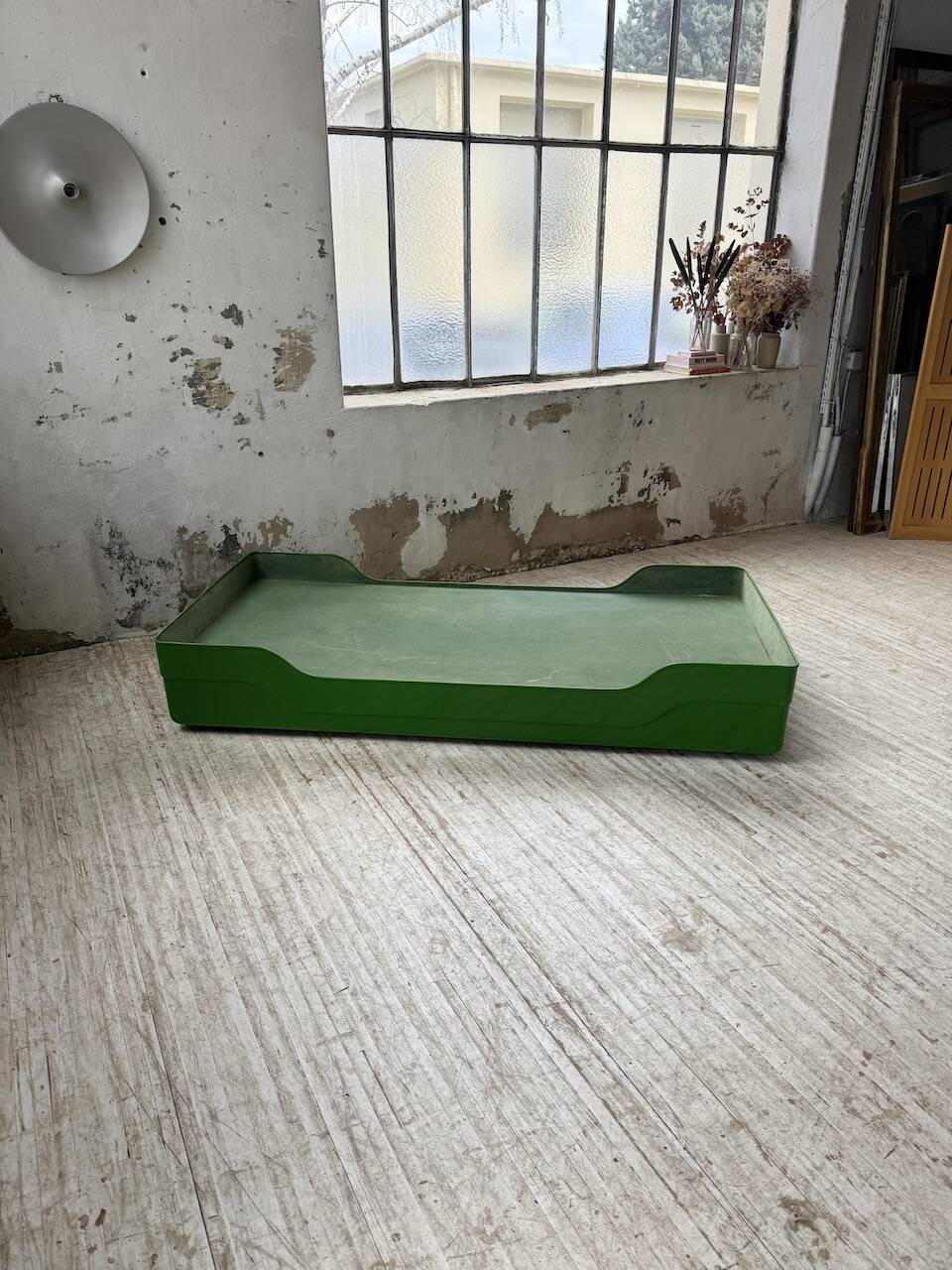 Ozoo single bed by Marc Berthier for Roche Bobois, 1967