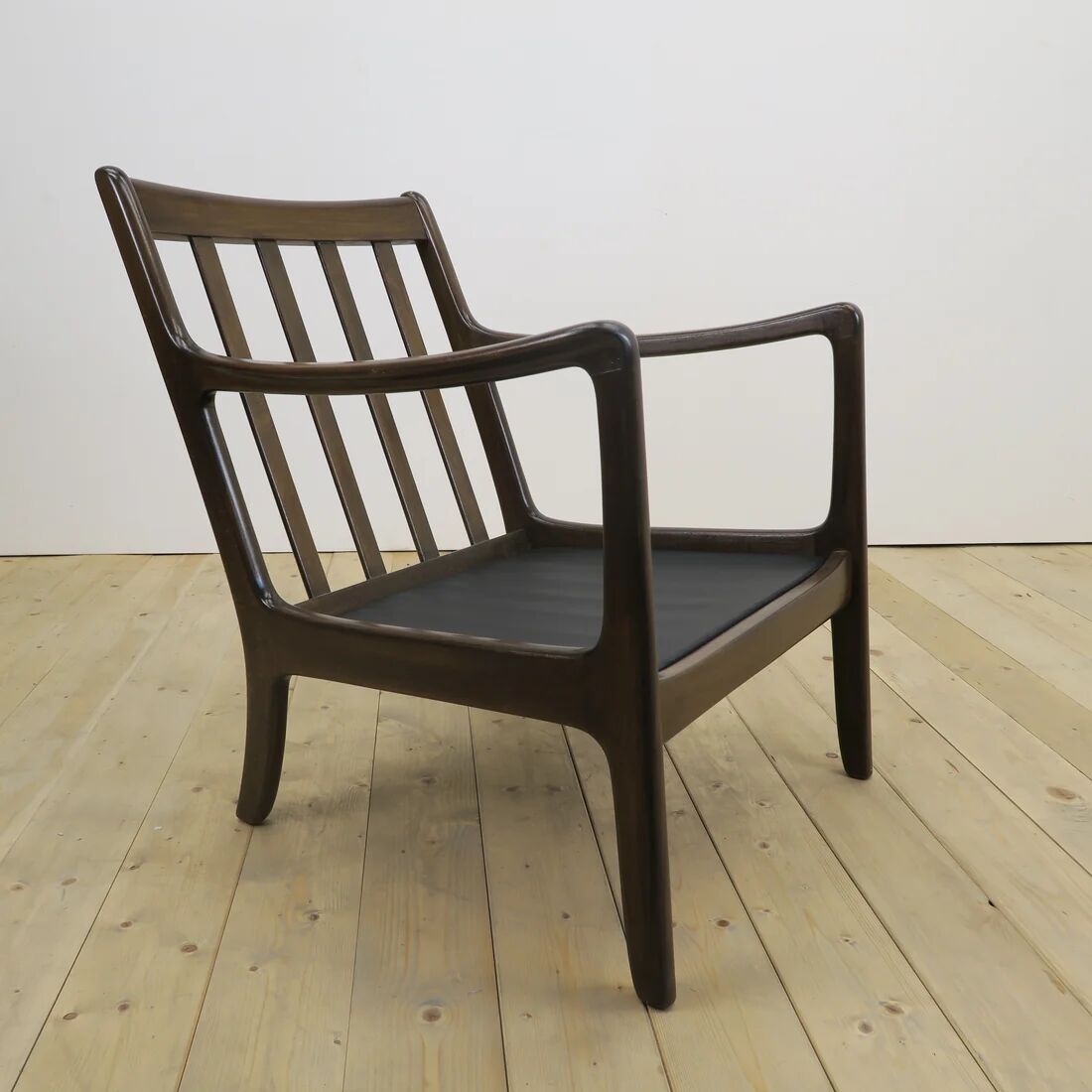 Scandinavian armchair in teak and leather, 1960s