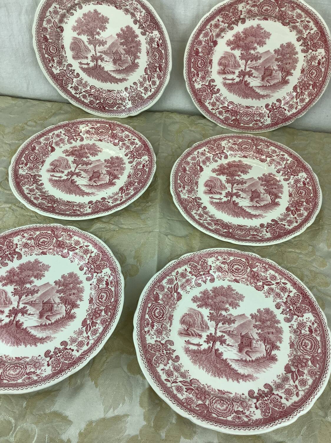 6 Old Villeroy and Boch dessert plates
