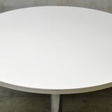 Round table dining room of the 60s/70s vintage design