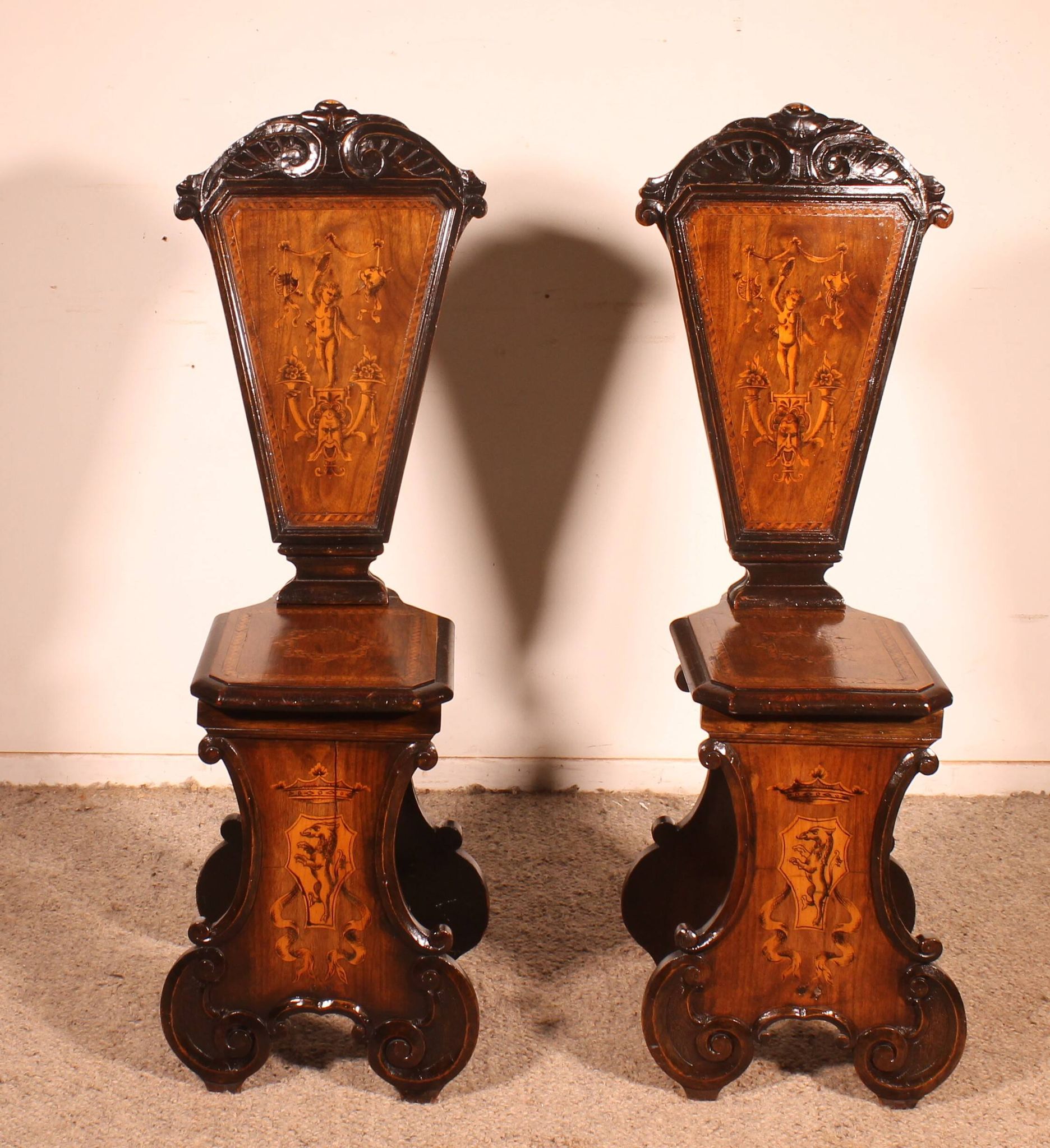 pair of stools in walnut and marquetry - 19th century