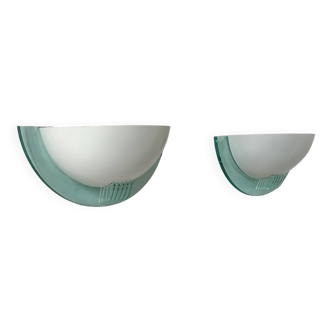 Paire d'appliques post modernistes en métal blanc et perspex, France 1980
