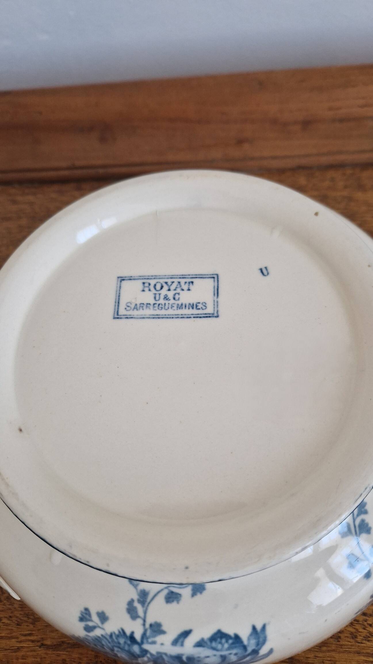 Soup tureen Sarreguemines Royat U&C