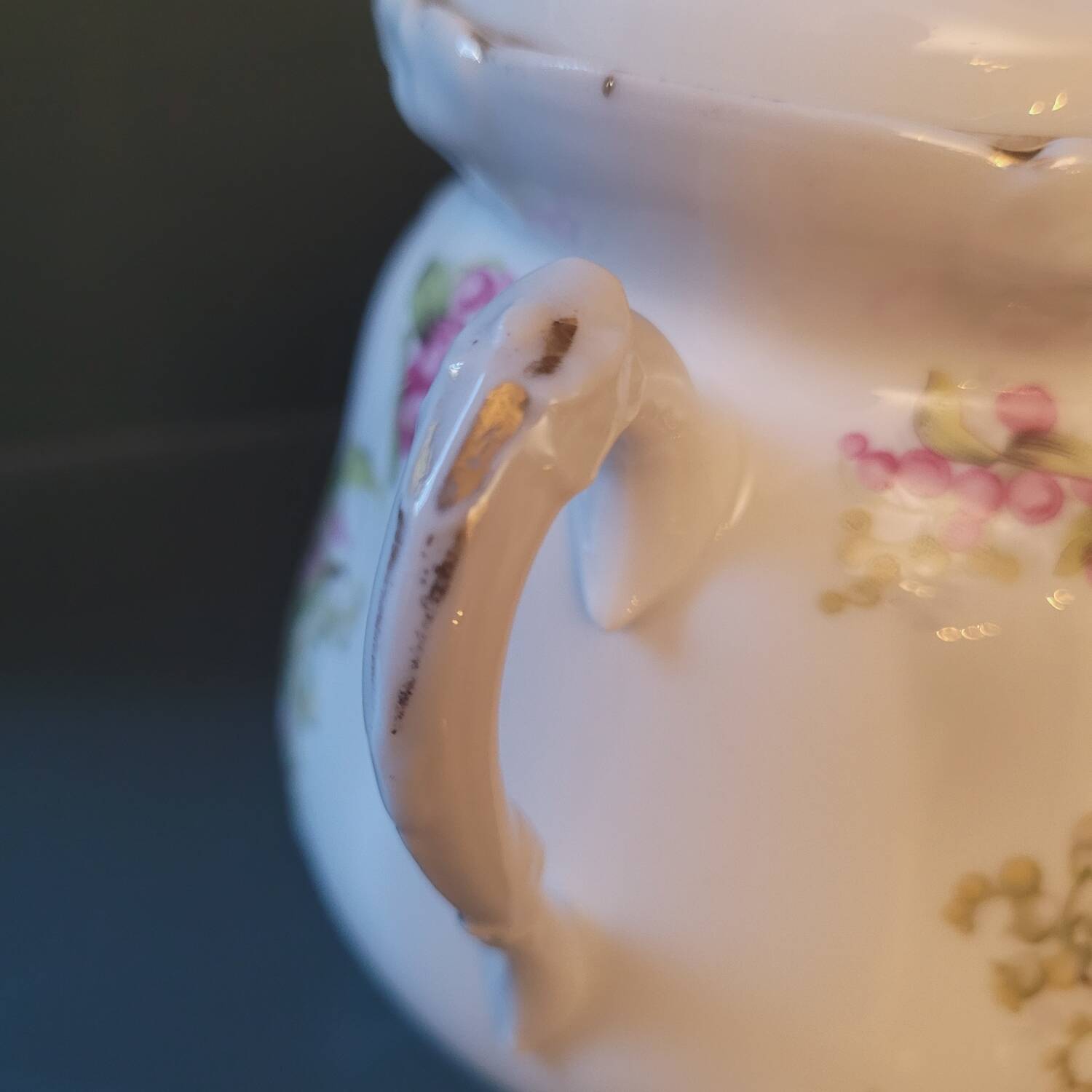Victorian porcelain sugar bowl