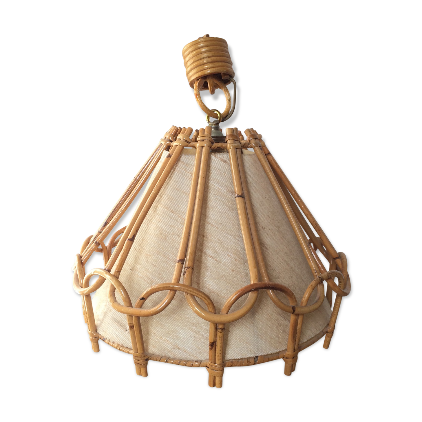 Suspension rattan