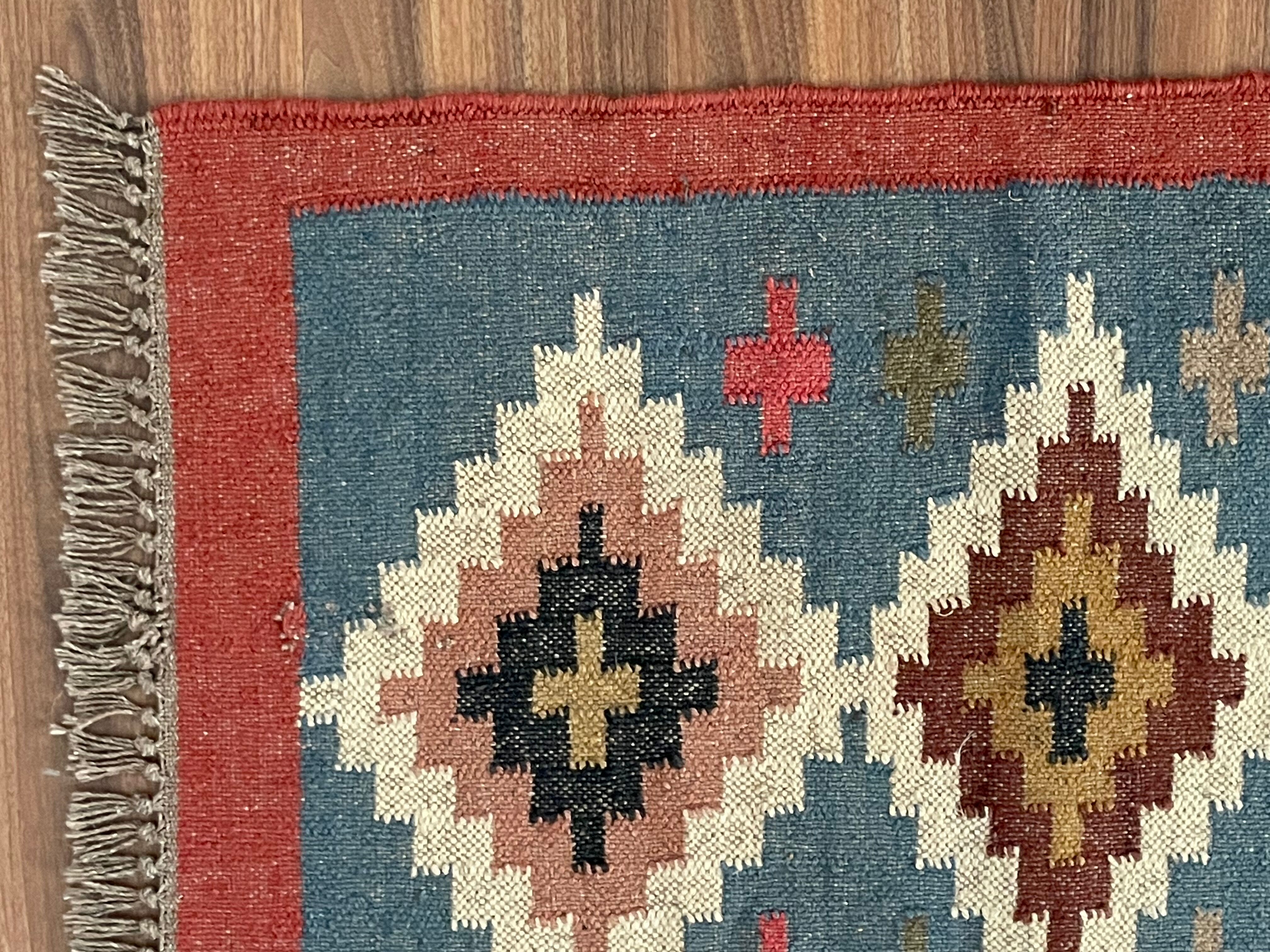 Jute and wool handwoven kilim