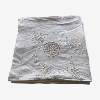 Nappe blanche ancienne