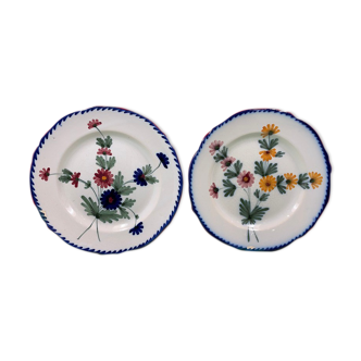 pair of flowered plates Saint Clément