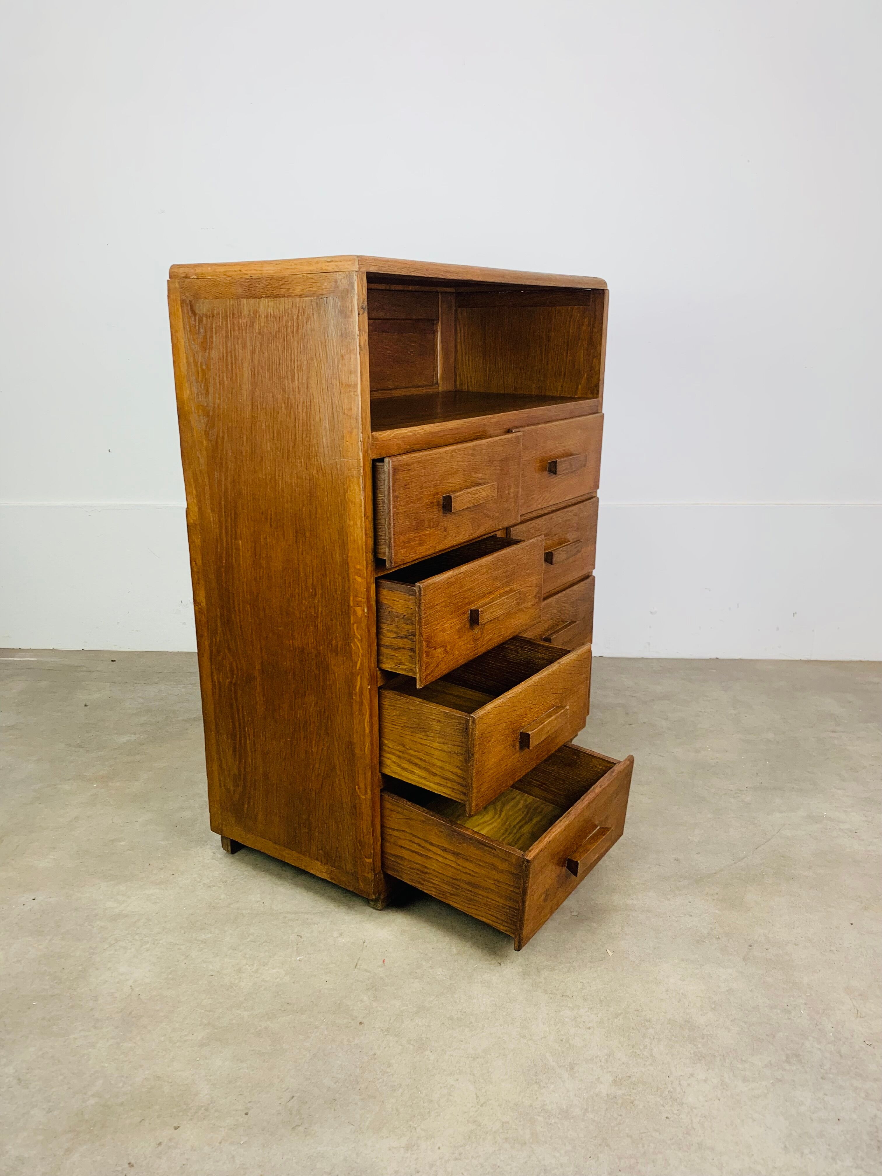 Art Deco work cabinet with drawers, in oak, chest of drawers format.