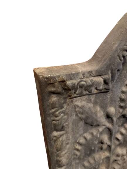 Cast iron fireplace backplate