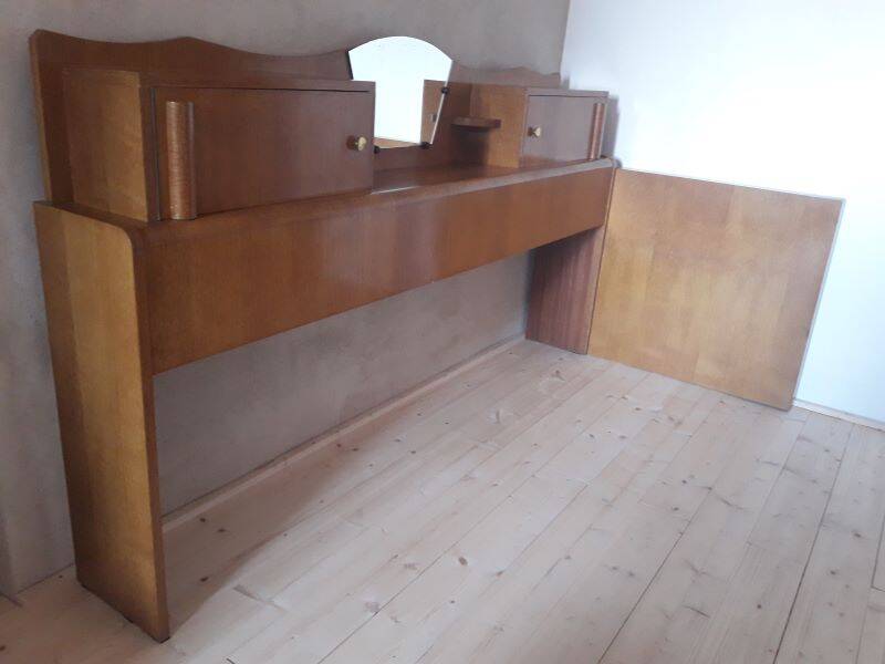 Cozy vintage headboard