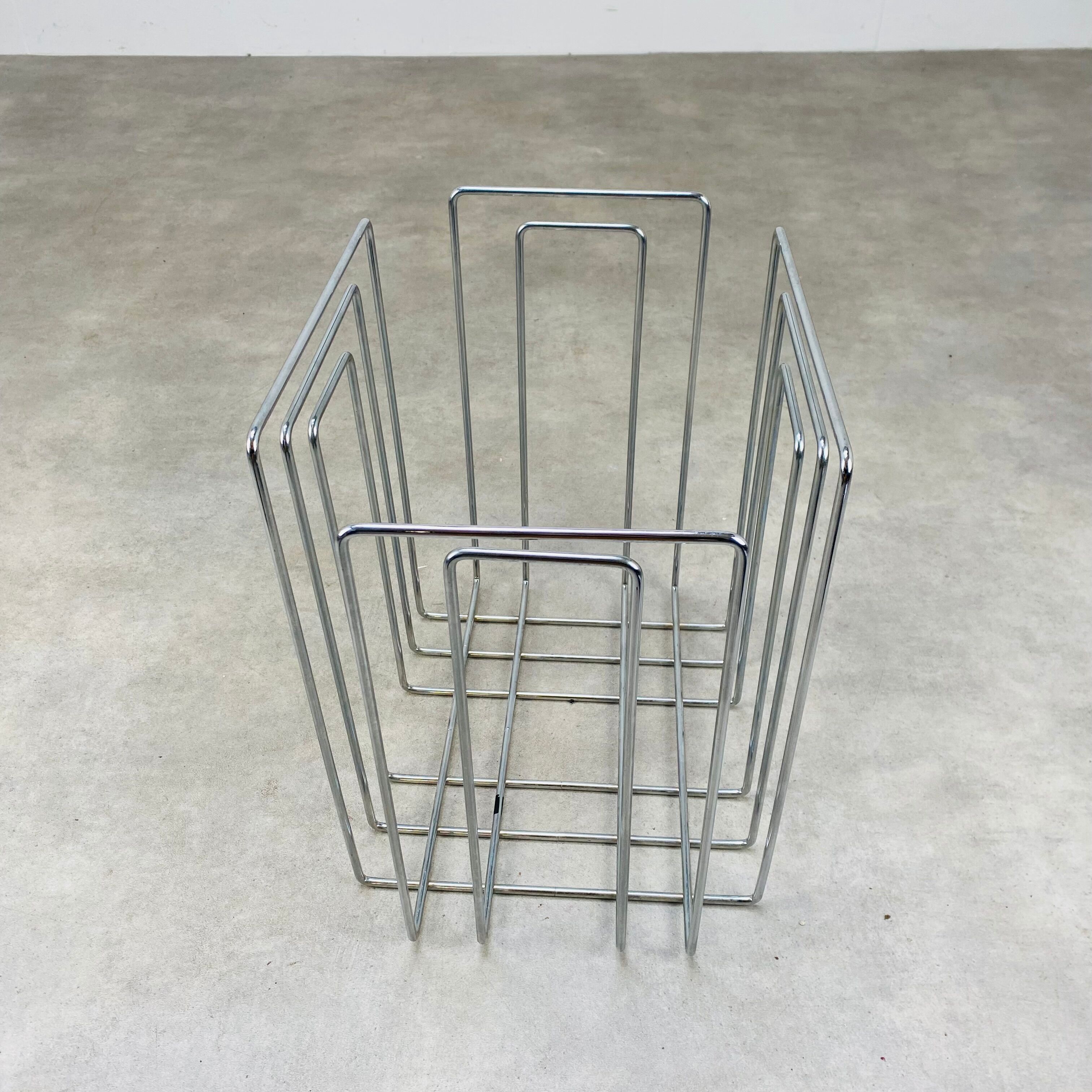 Willi Glaeser chromed metal magazine holder for TMP 80s