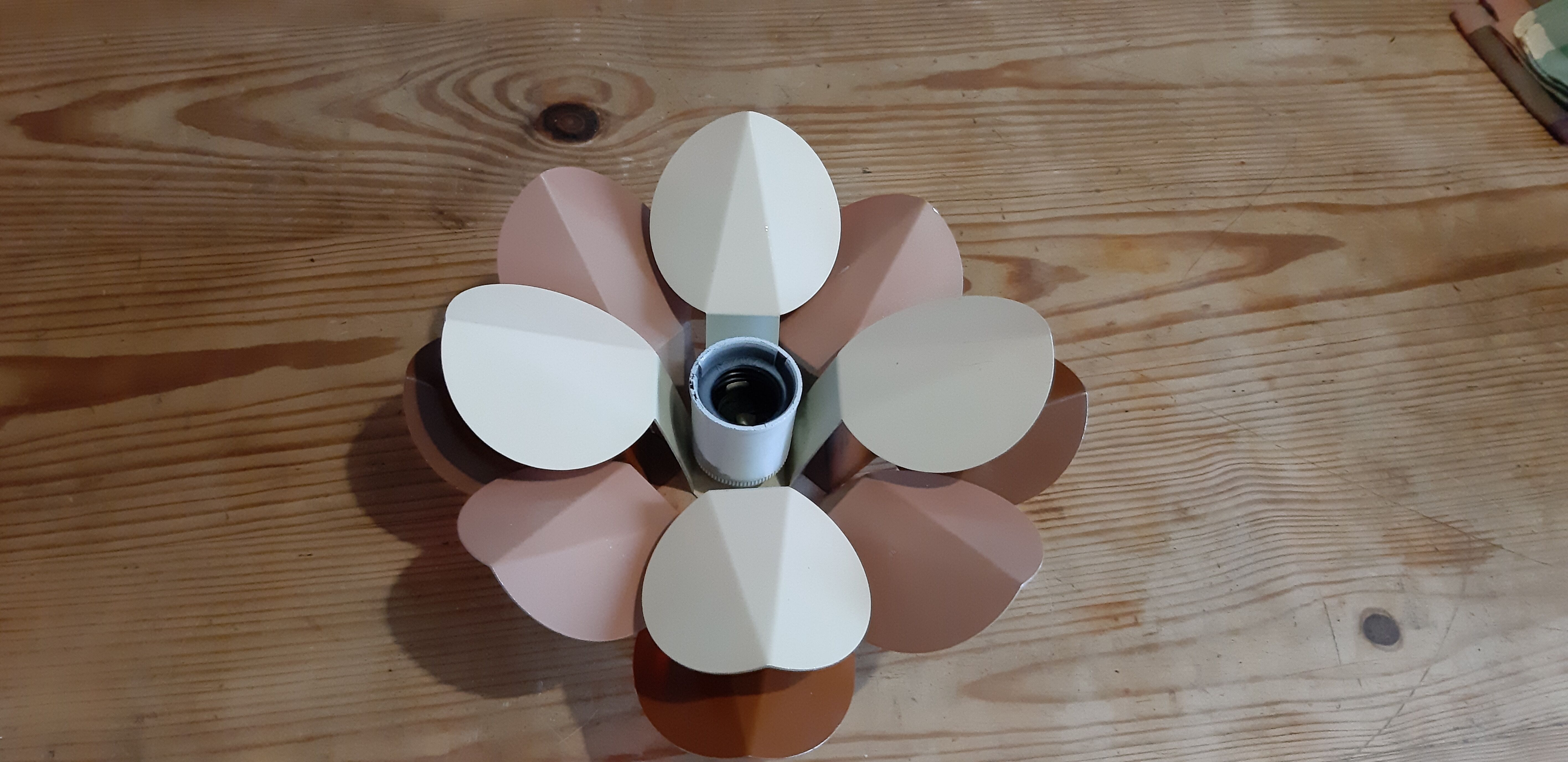 Vintage metal and chrome wall lamp " flower "