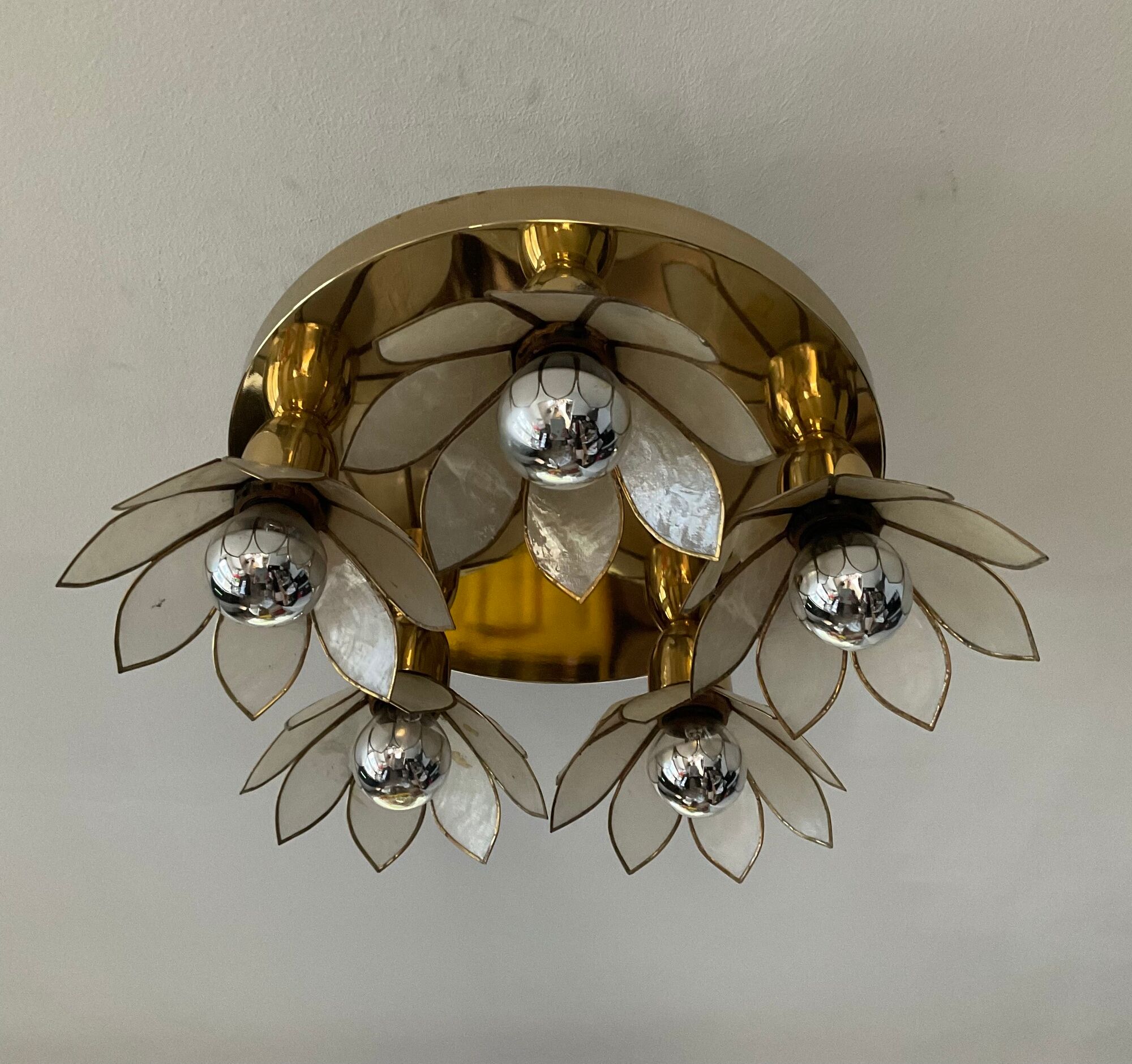 Vintage ceiling lamp in brass and mother-of-pearl 60s-70s