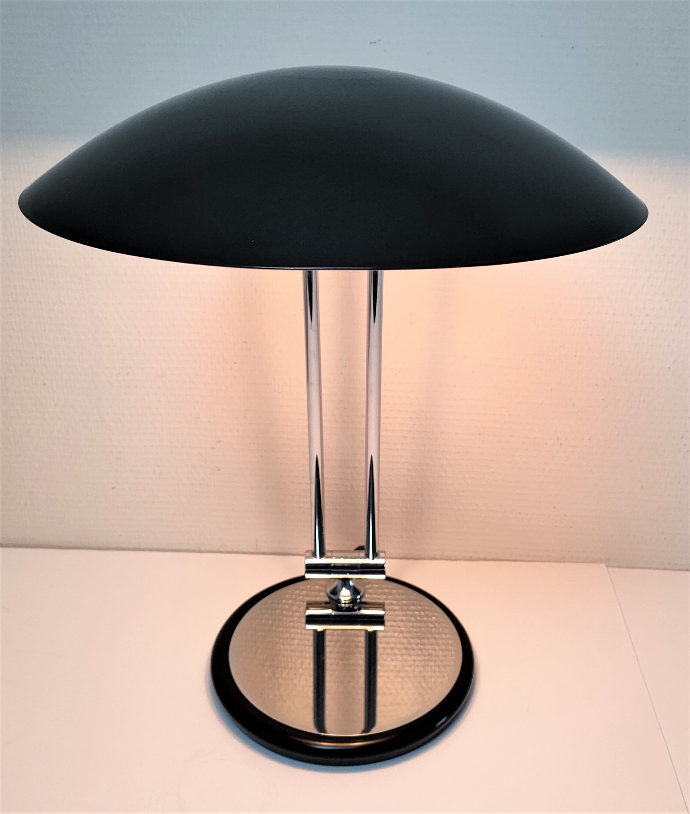 Aluminor lamp chrome metal and matt black design 80s