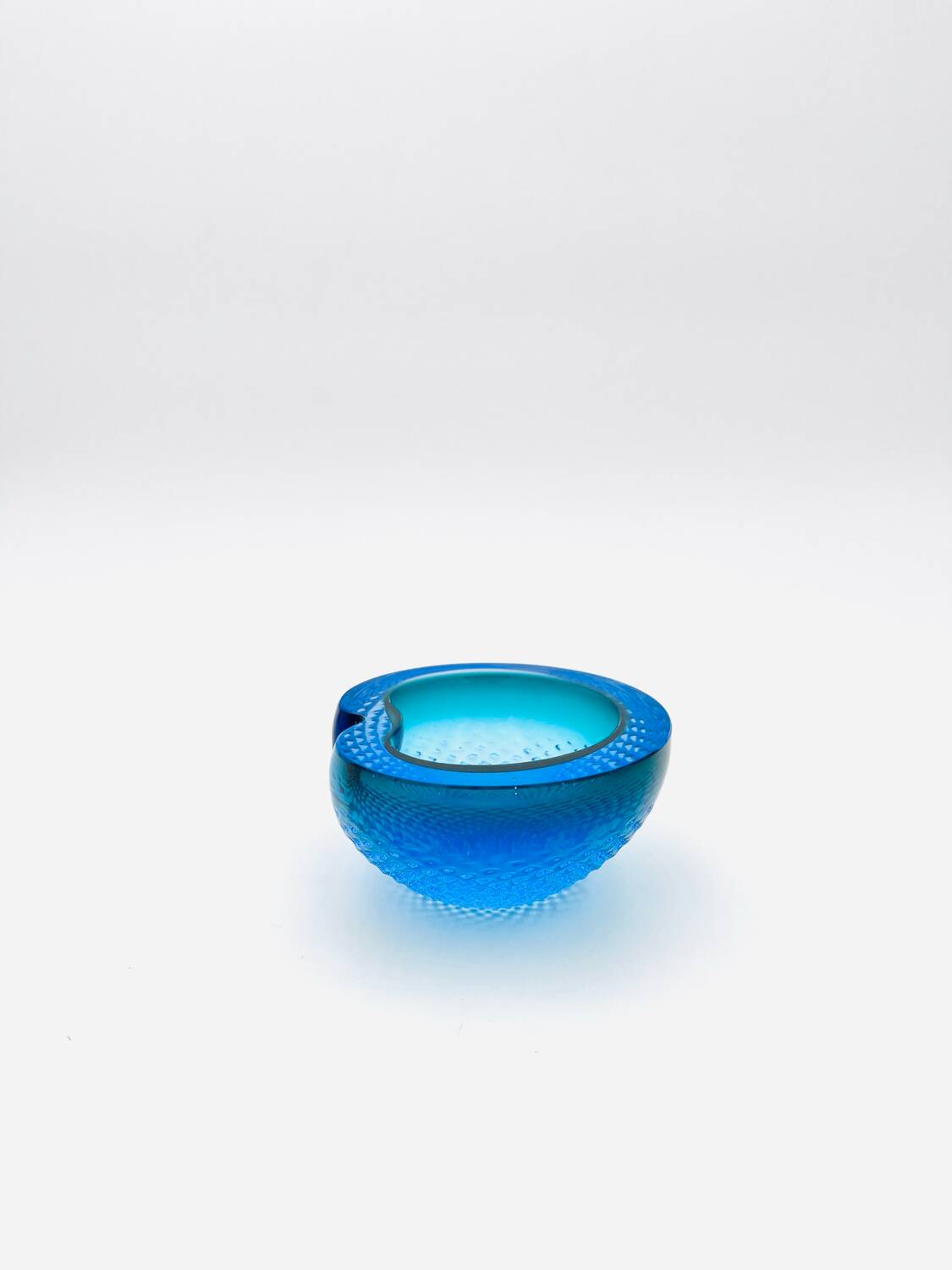 Masterpiece: Organic Cut Murano "Diamante"